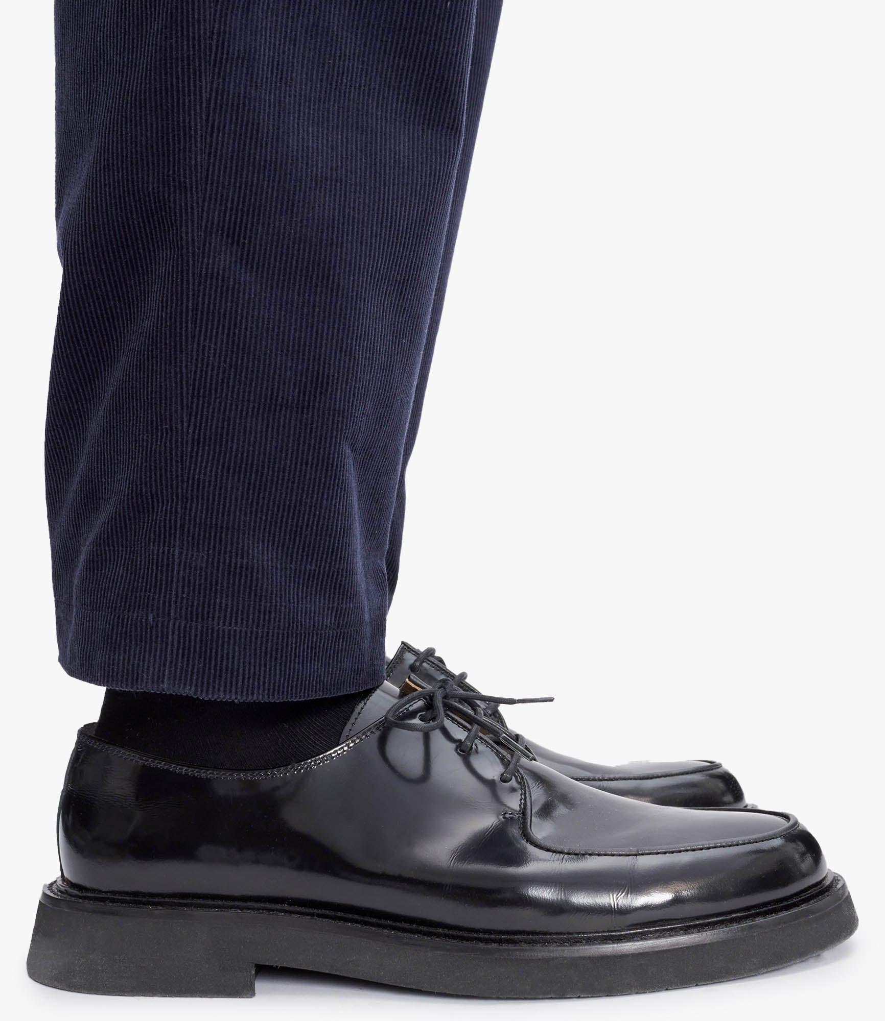 Gael shoes Product Image