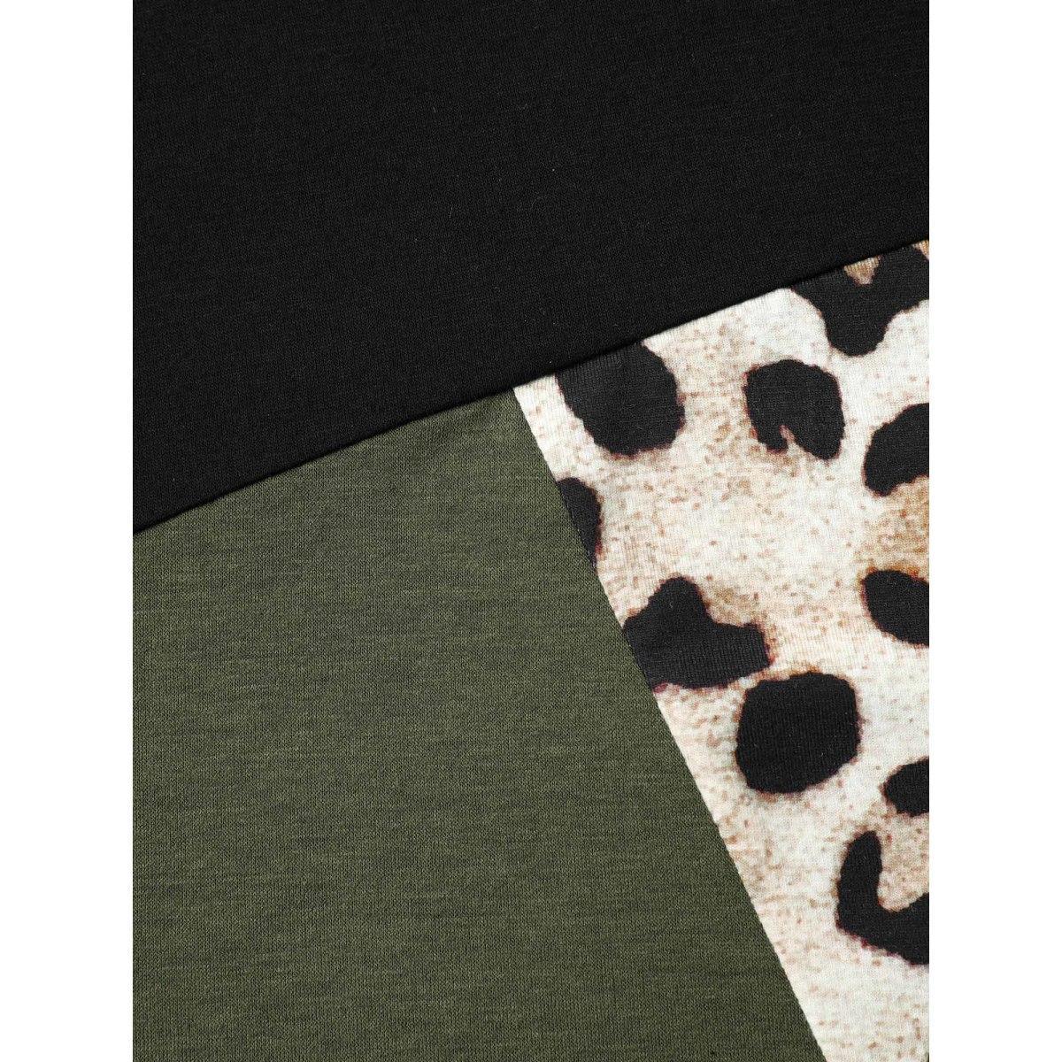 Plus Size Leopard Print Contrast Patchwork Fitted T-Shirt Multicolor Women Casual Contrast Round Neck Everyday T-shirts BloomChic 22-24/3X Product Image