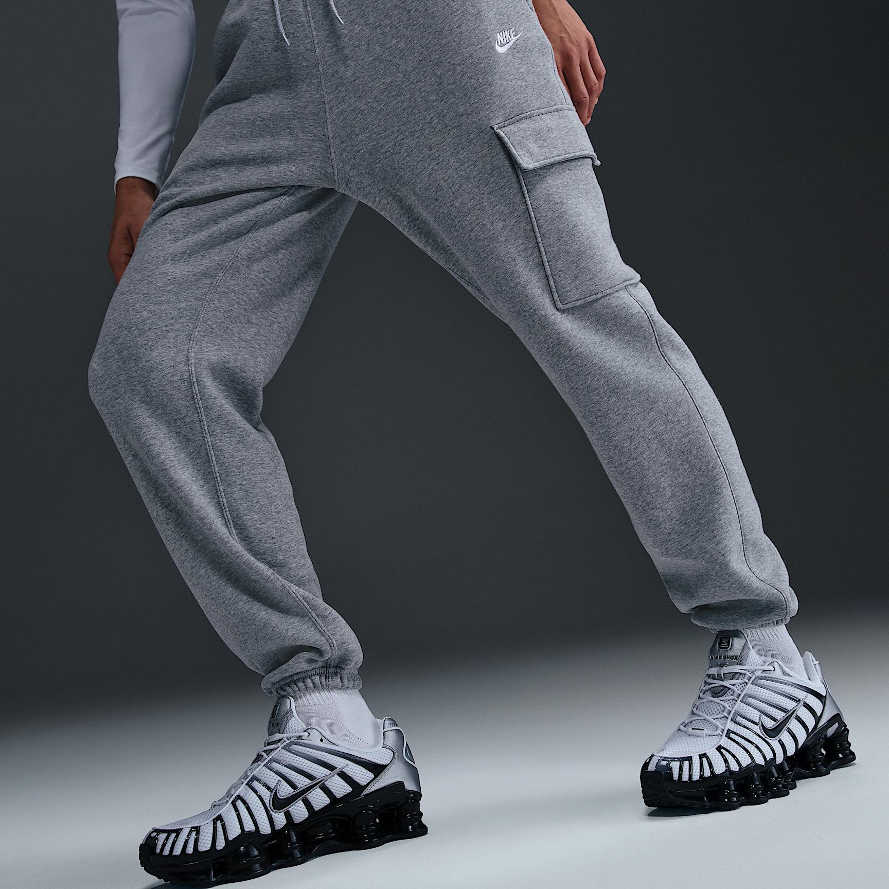 Nike Club Men's Fleece Cargo Pants Product Image