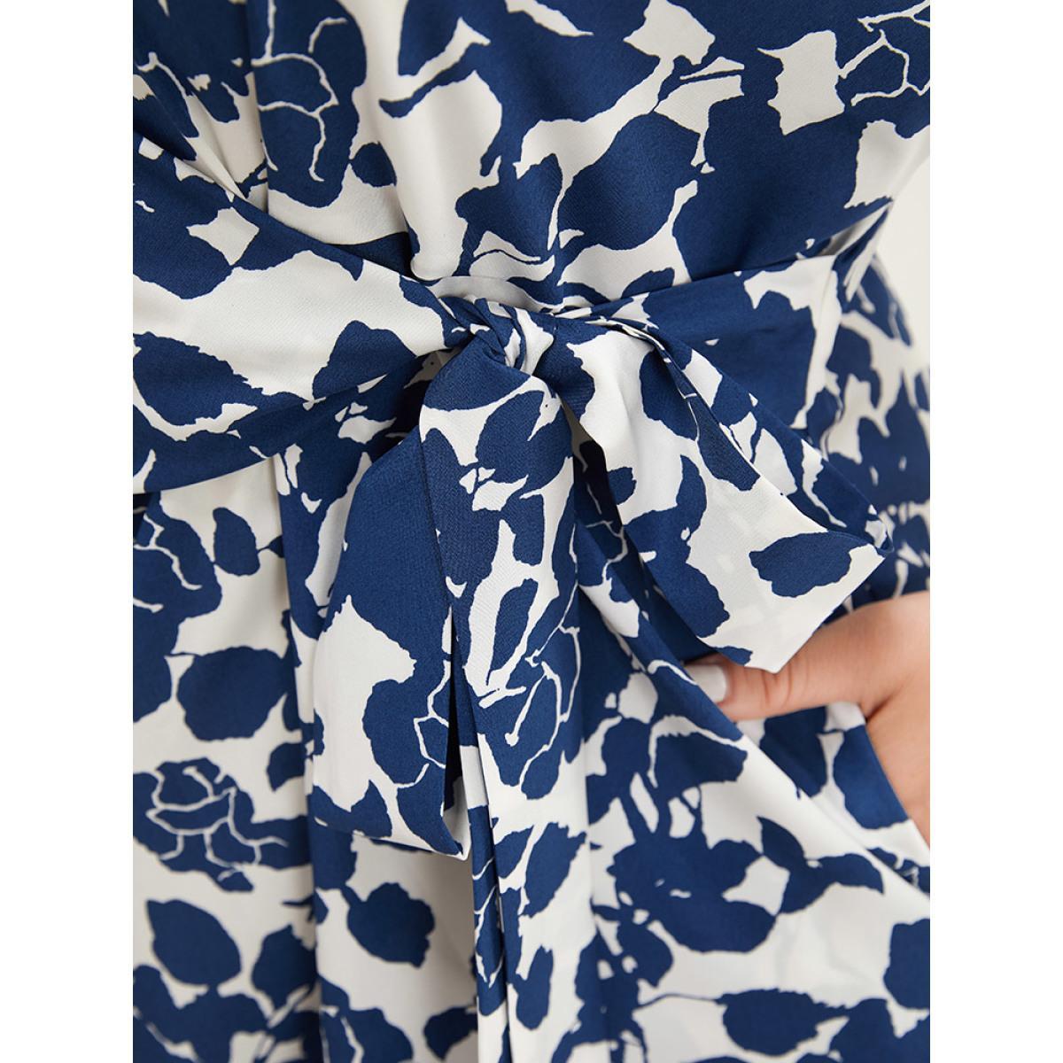 Plus Size Floral Print Batwing Sleeve Pocket Knot Side Dress Blue Women Elegant Knotted Round Neck Half Sleeve Curvy Short Dress BloomChic 12/L Product Image