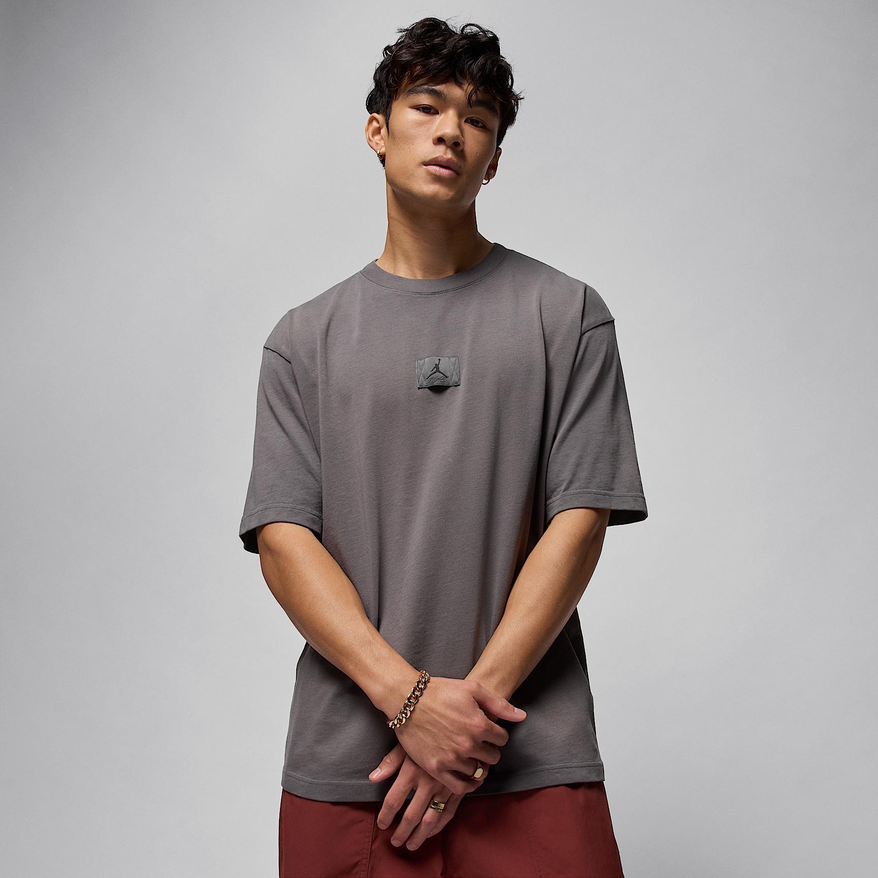 Men's Jordan Flight Essentials T-Shirt Product Image