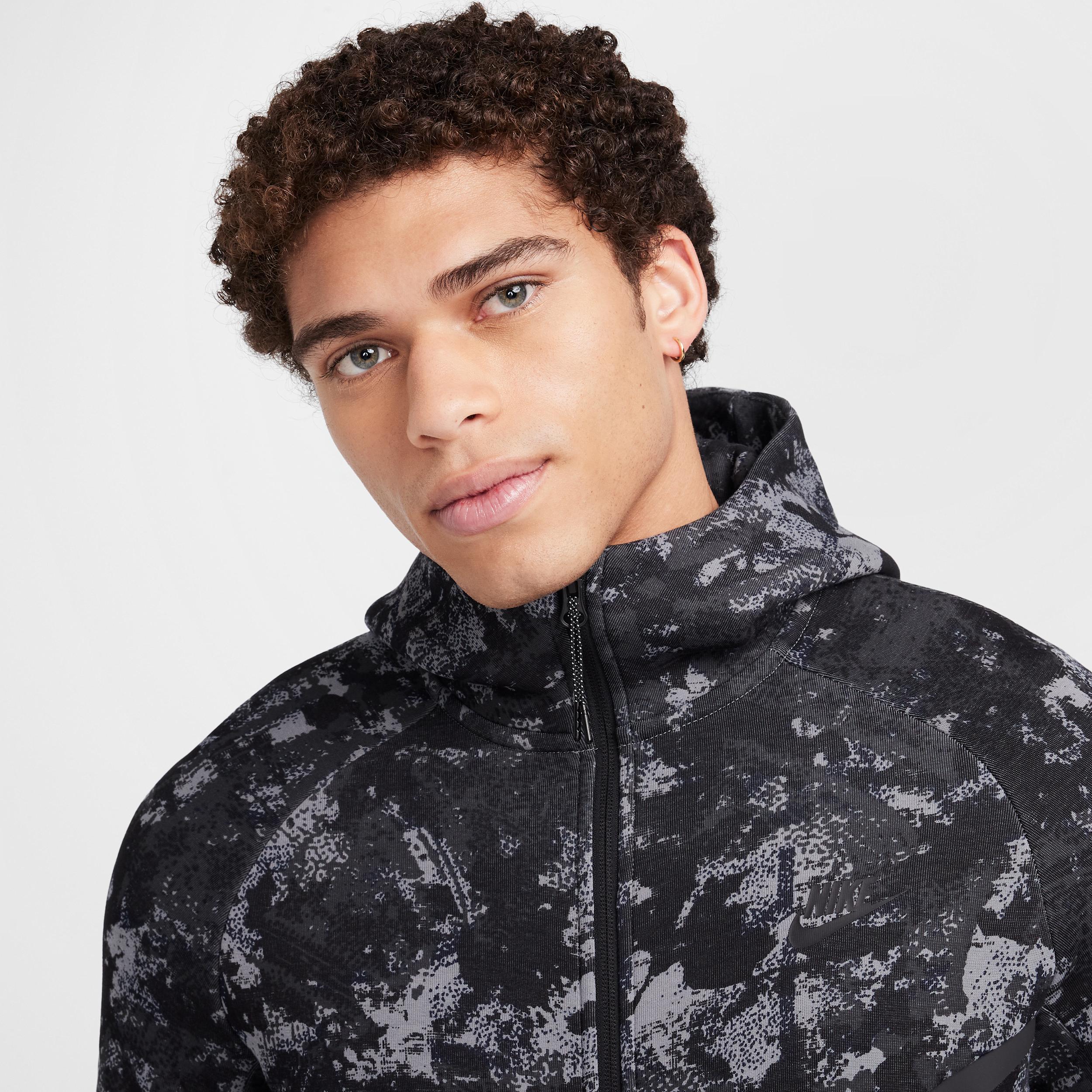 Nike Tech Windrunner Men's Fleece Full-Zip Hoodie Product Image