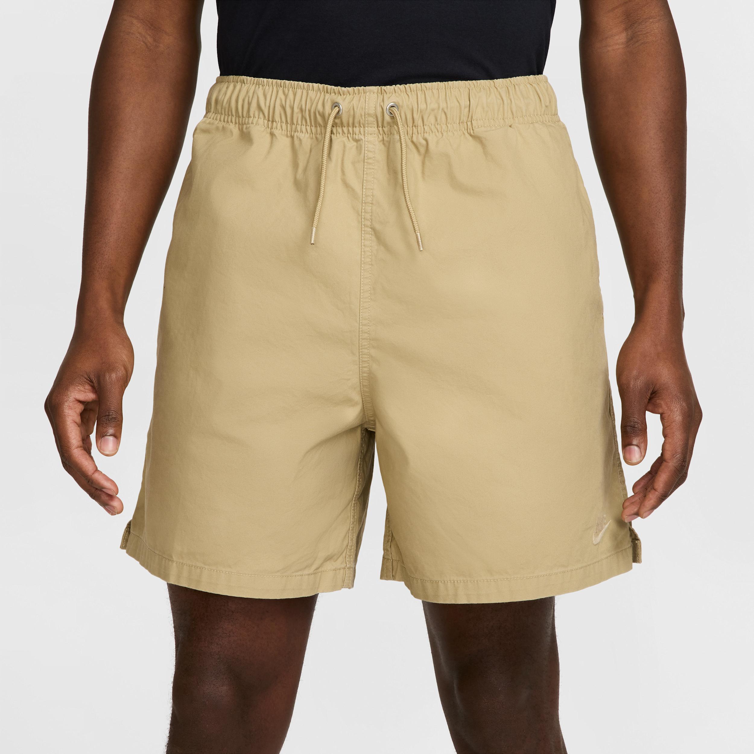 Nike Men's Club Flow Shorts Product Image