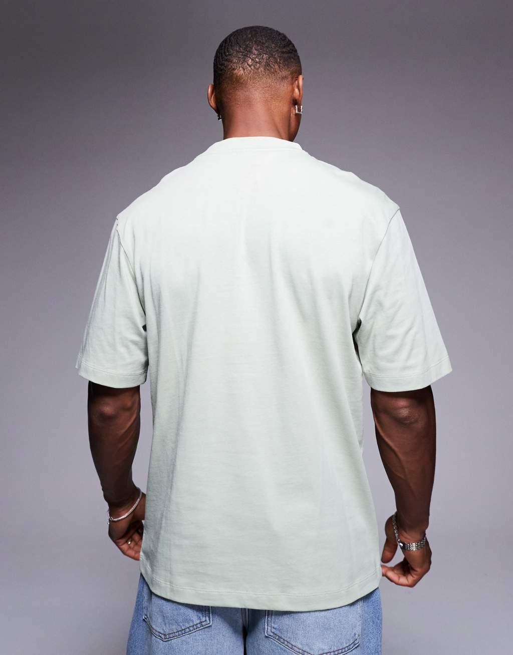 HUGO Blue niley t-shirt in light green Product Image