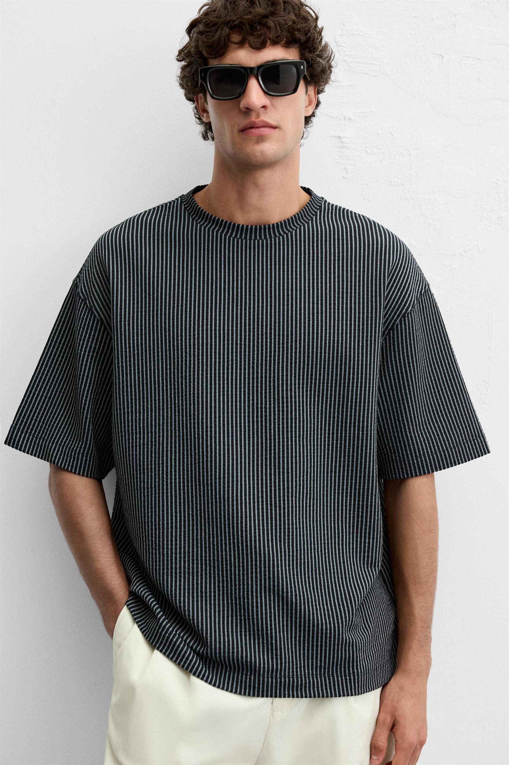 SEERSUCKER T-SHIRT Product Image
