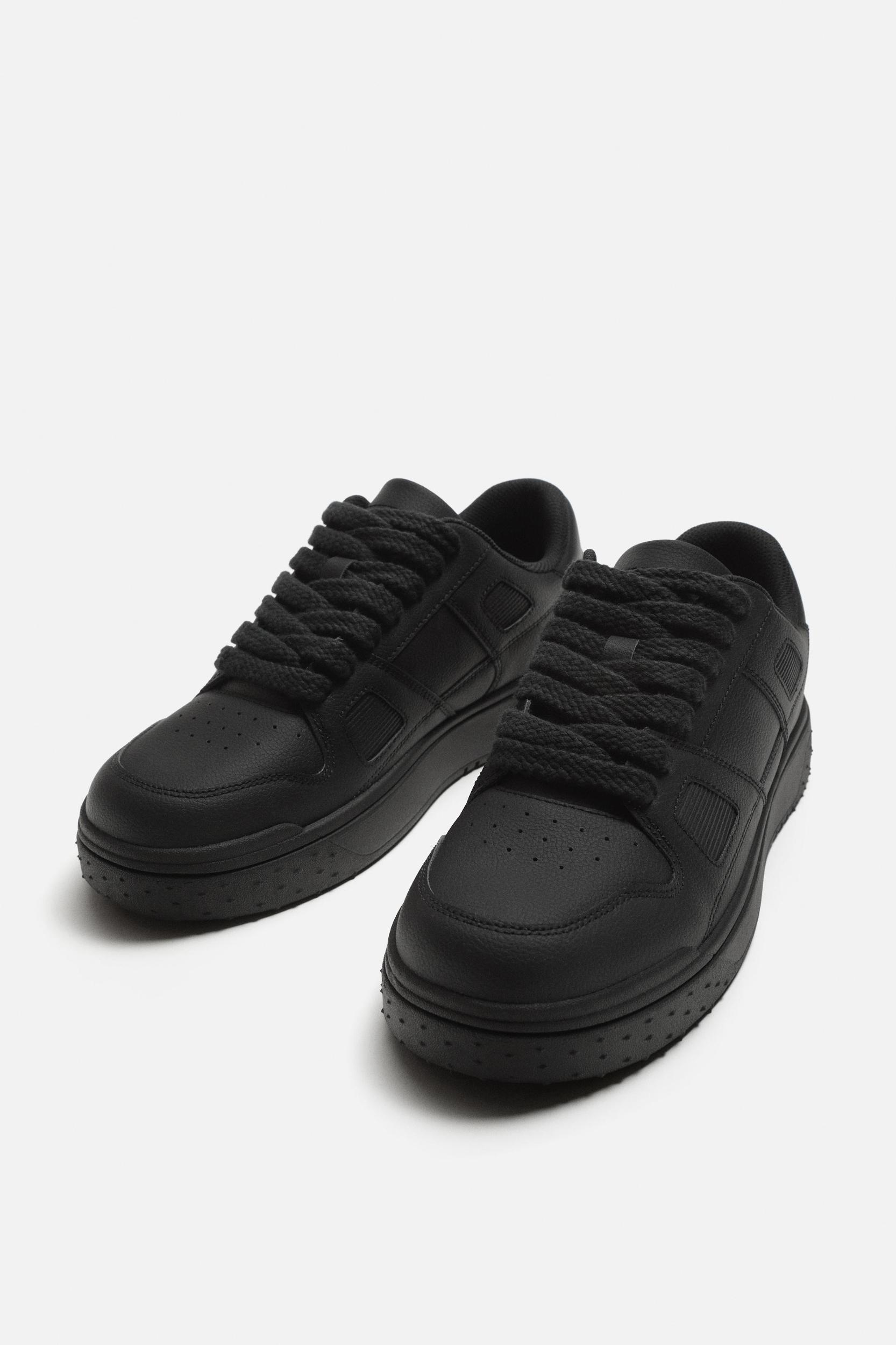 RETRO STYLE SNEAKERS Product Image