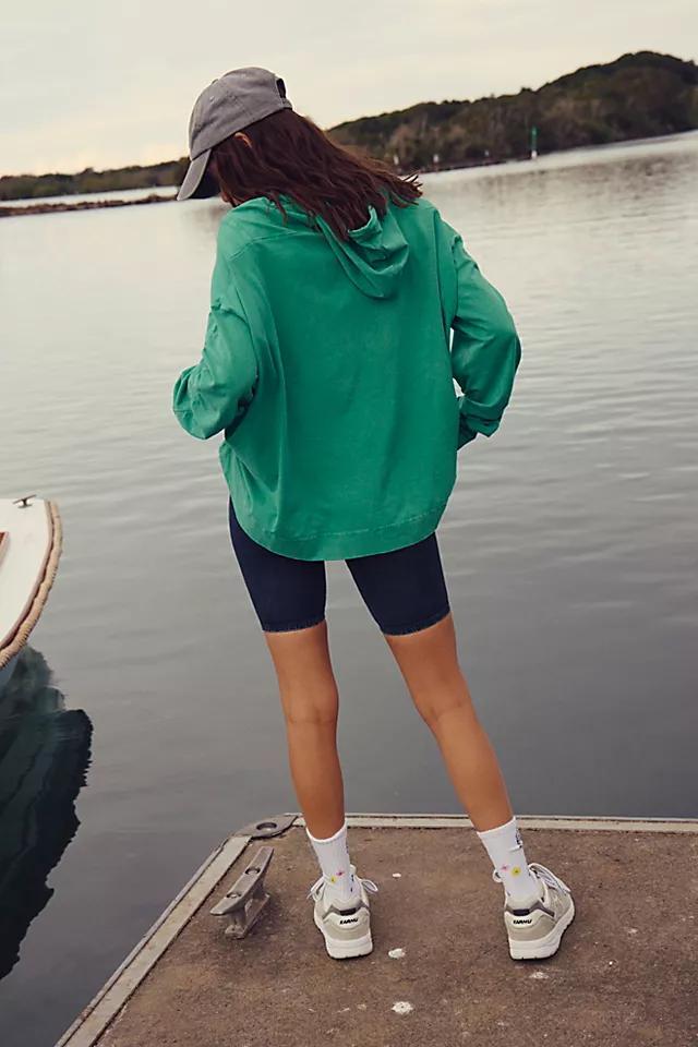 Hot Shot Hooded Layer Product Image