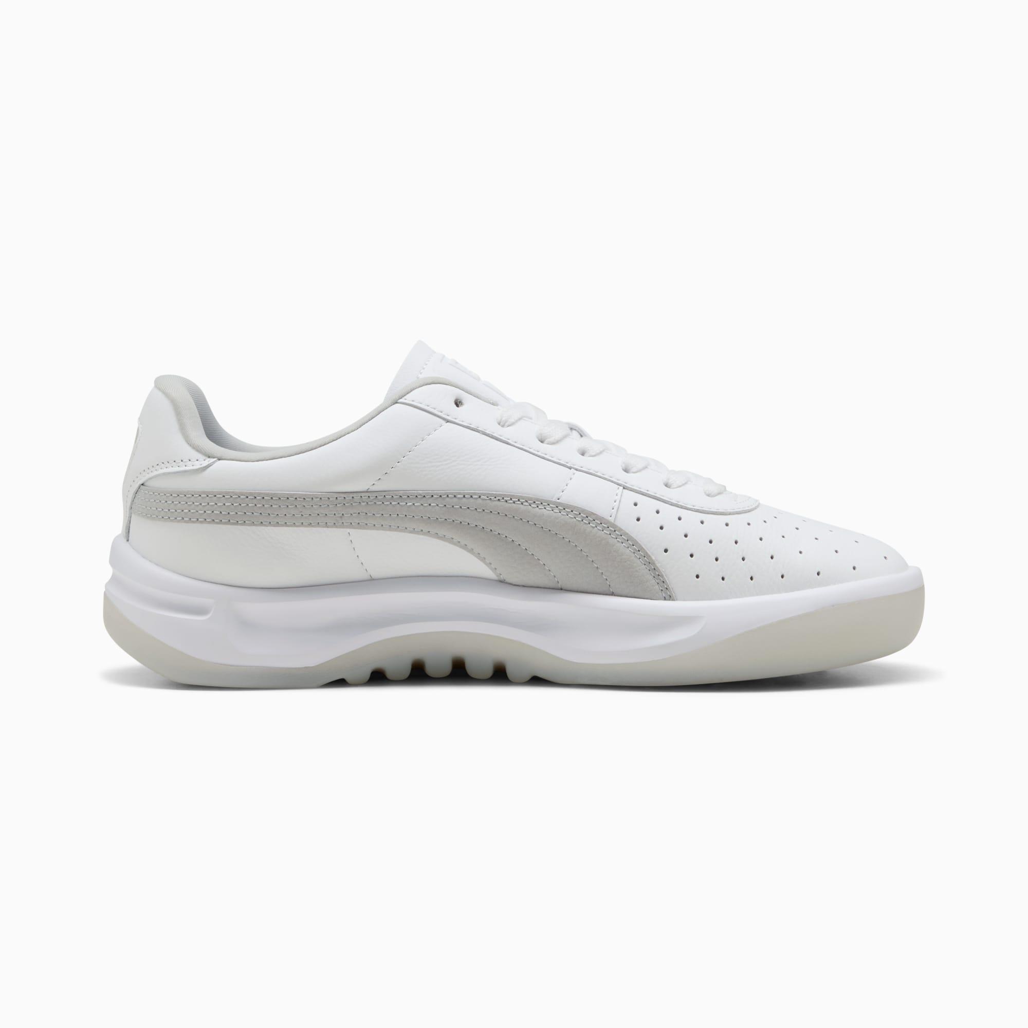 GV Special Prime Sneakers Product Image