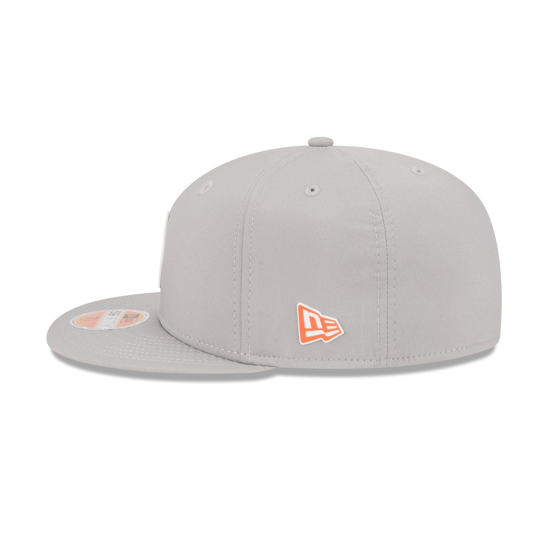 Colorado Rockies Blackout Basic 59FIFTY Fitted Hat Male Product Image