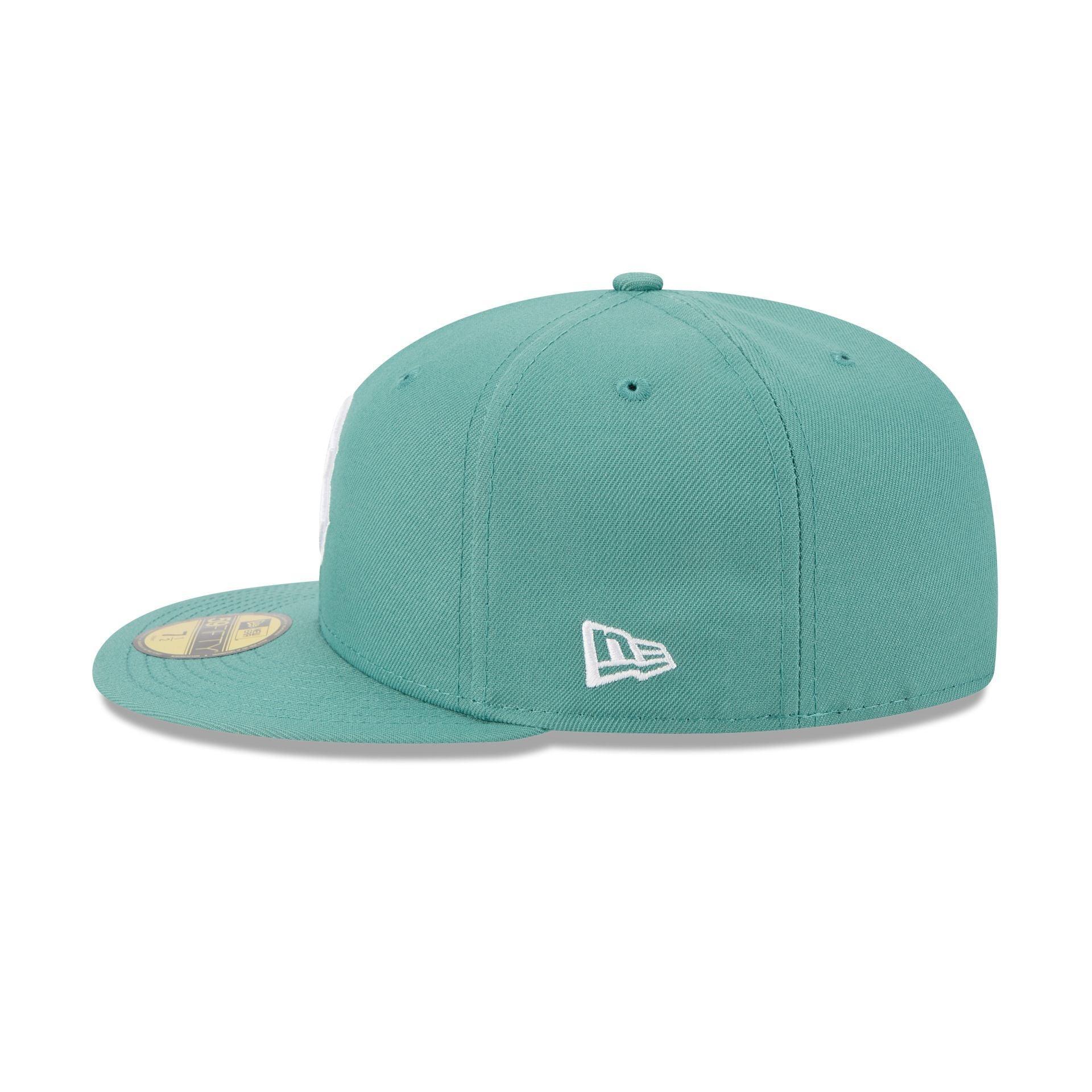 Boston Red Sox City Connect 59FIFTY Fitted Hat Male Product Image