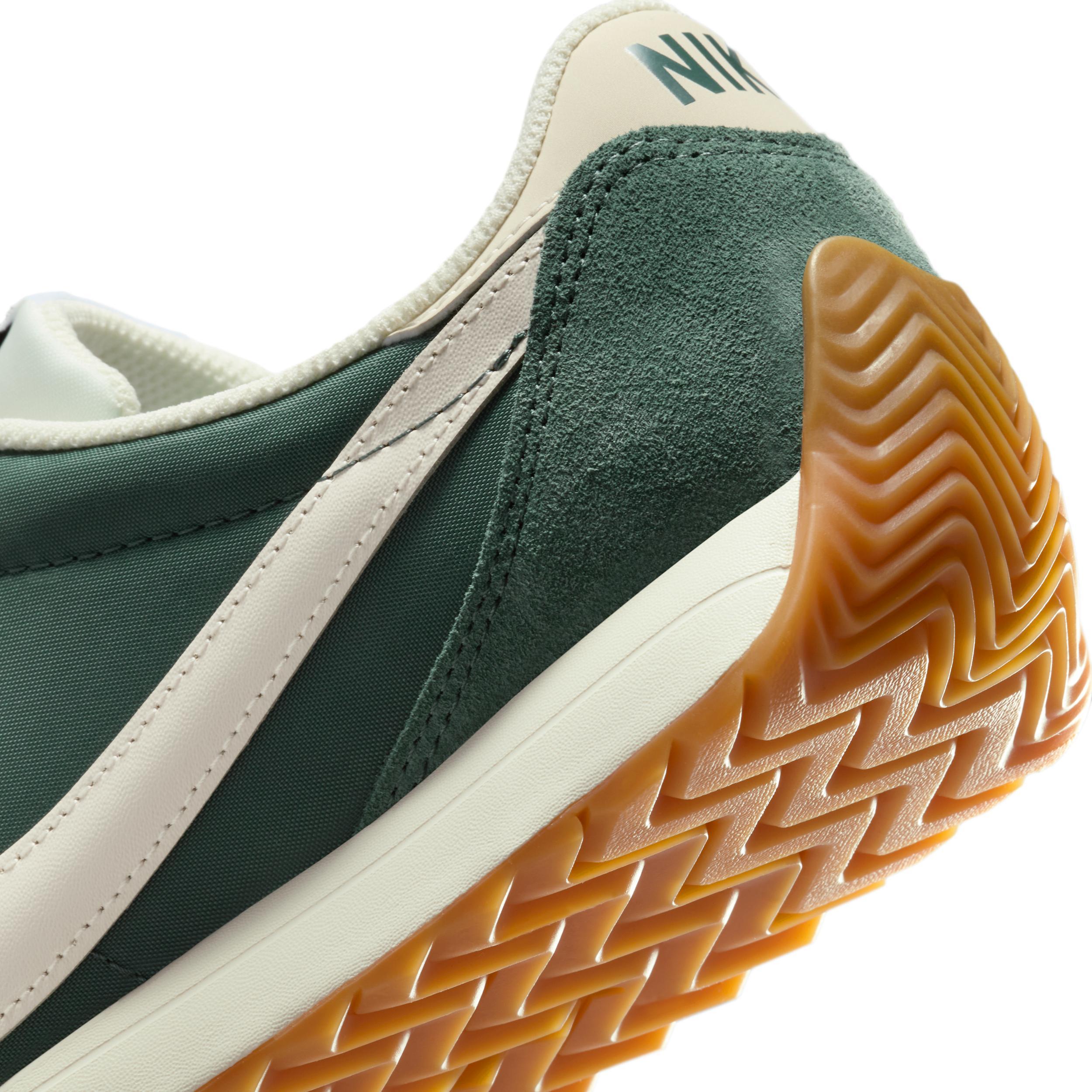 Nike Women's Pacific Shoes Product Image