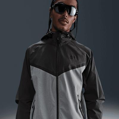 Nike Men's Tech Woven Jacket Product Image
