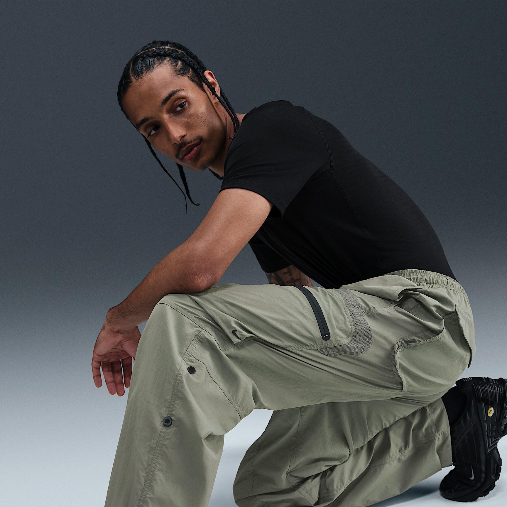 Nike Tech Men's Woven Cargo Pants Product Image