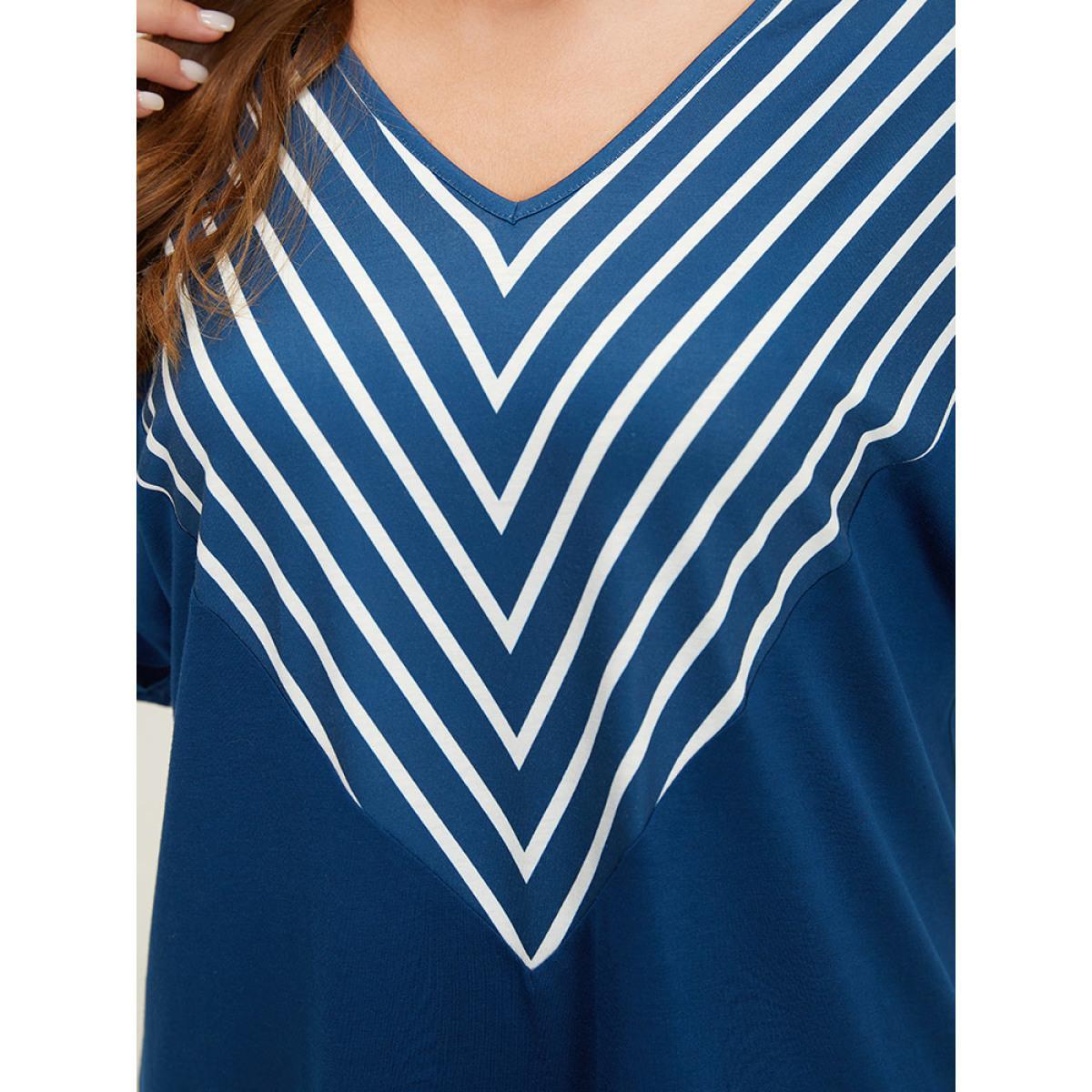 Plus Size Striped V Neck Batwing Sleeve Geometric T-shirt DarkBlue Women Casual Geometric V-neck Dailywear T-shirts BloomChic 22-24/3X Product Image