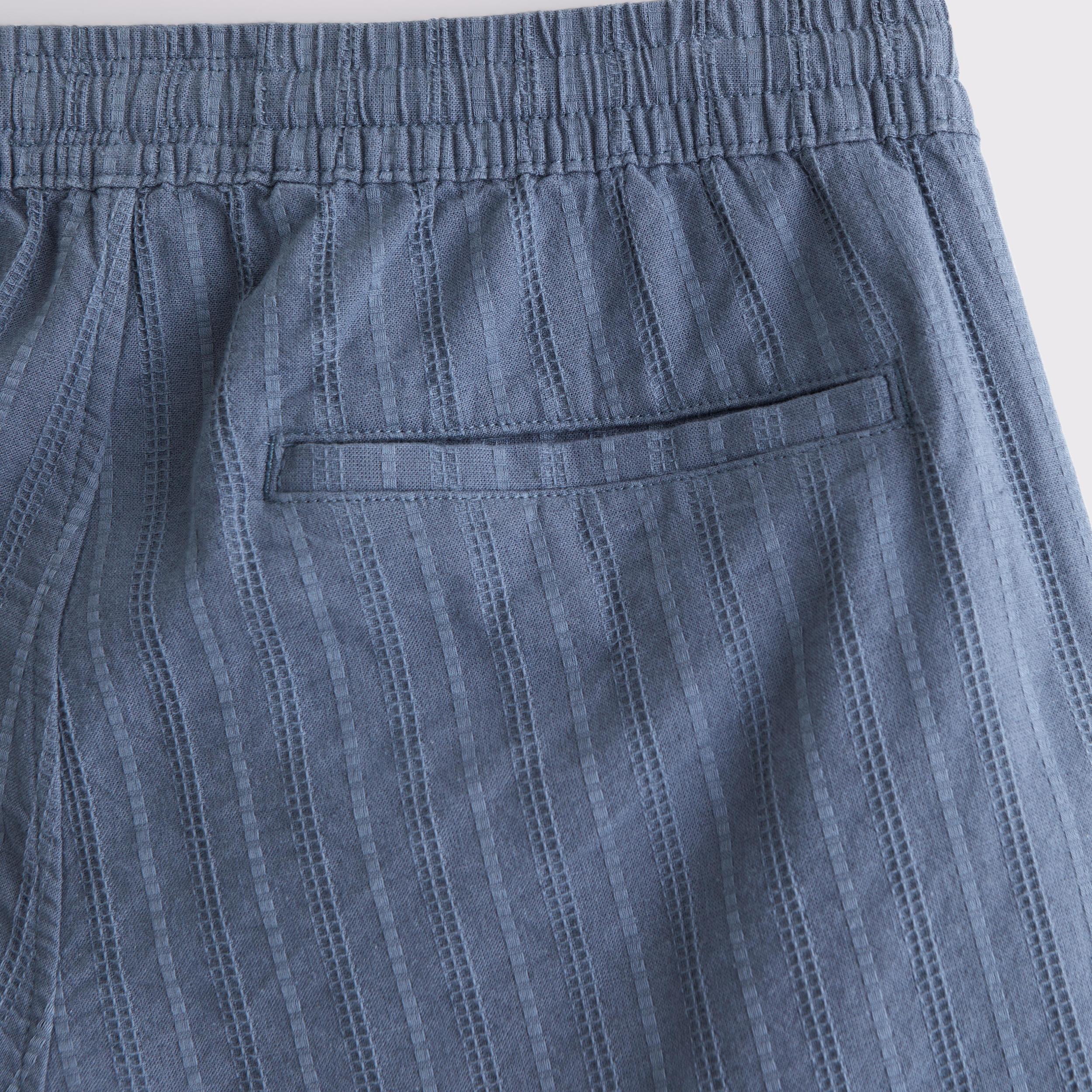 Cotton Texture Pull-On Short Product Image