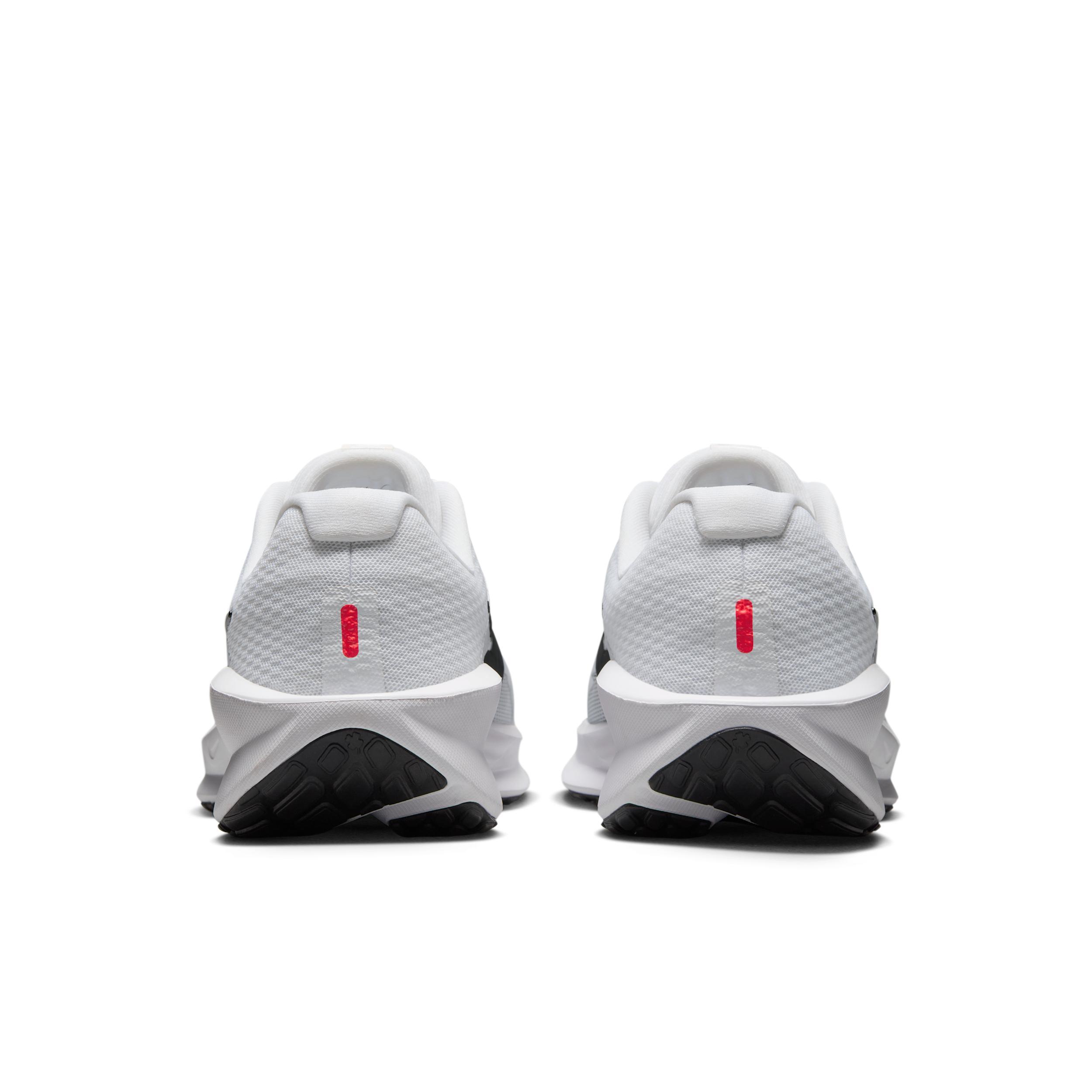 Nike Men's Downshifter 13 Road Running Shoes (Extra Wide) Product Image