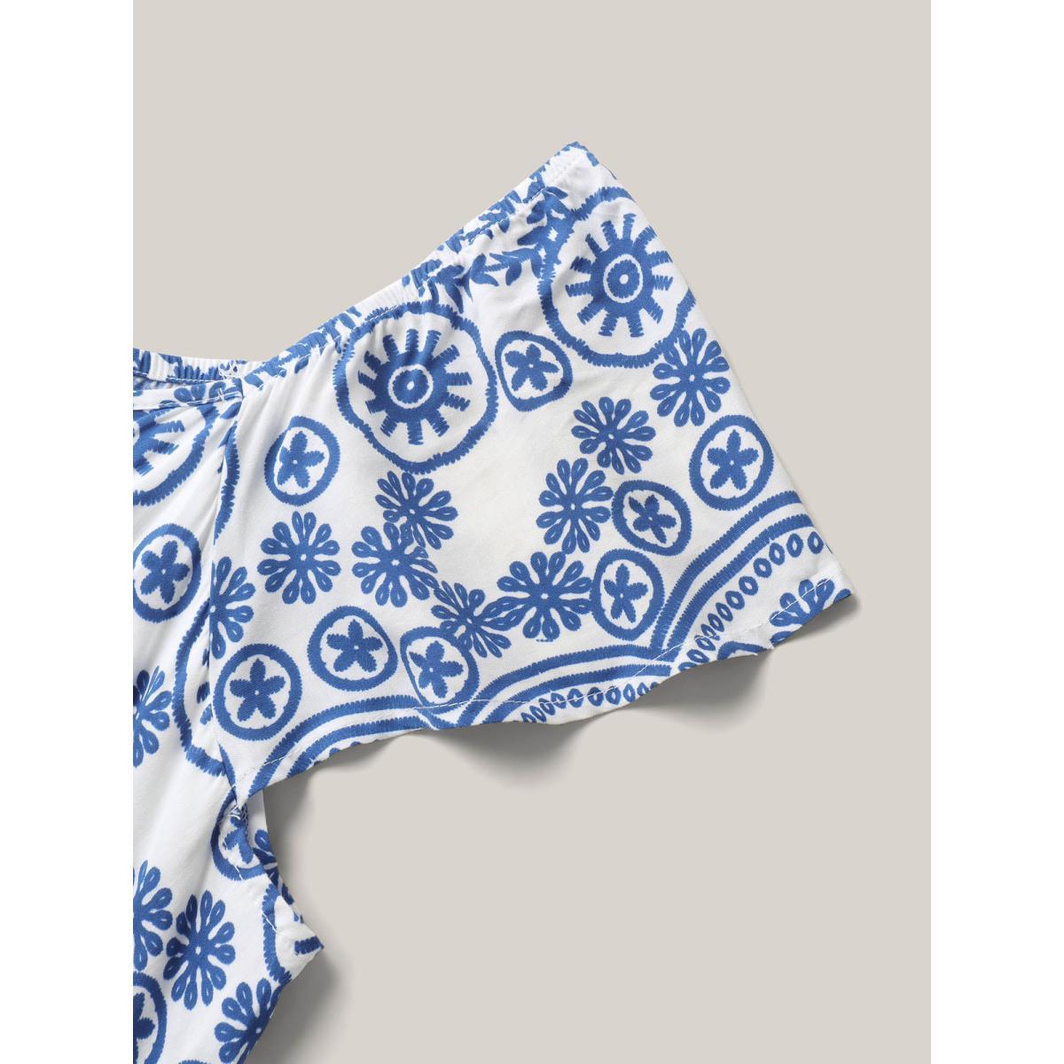 Plus Size Geometric Print Pockets Flowy Midi Dress DarkBlue Women Heart neckline Cap Sleeve Curvy BloomChic 26/4X Product Image