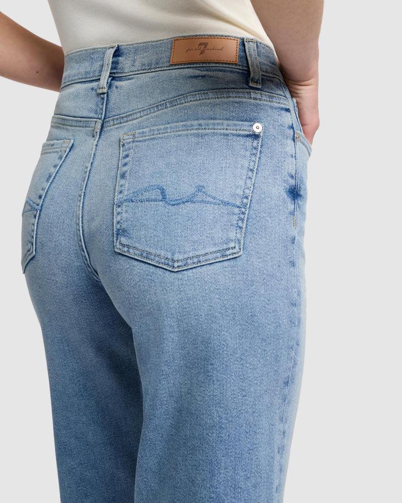 Luxe Vintage Cropped Alexa Product Image