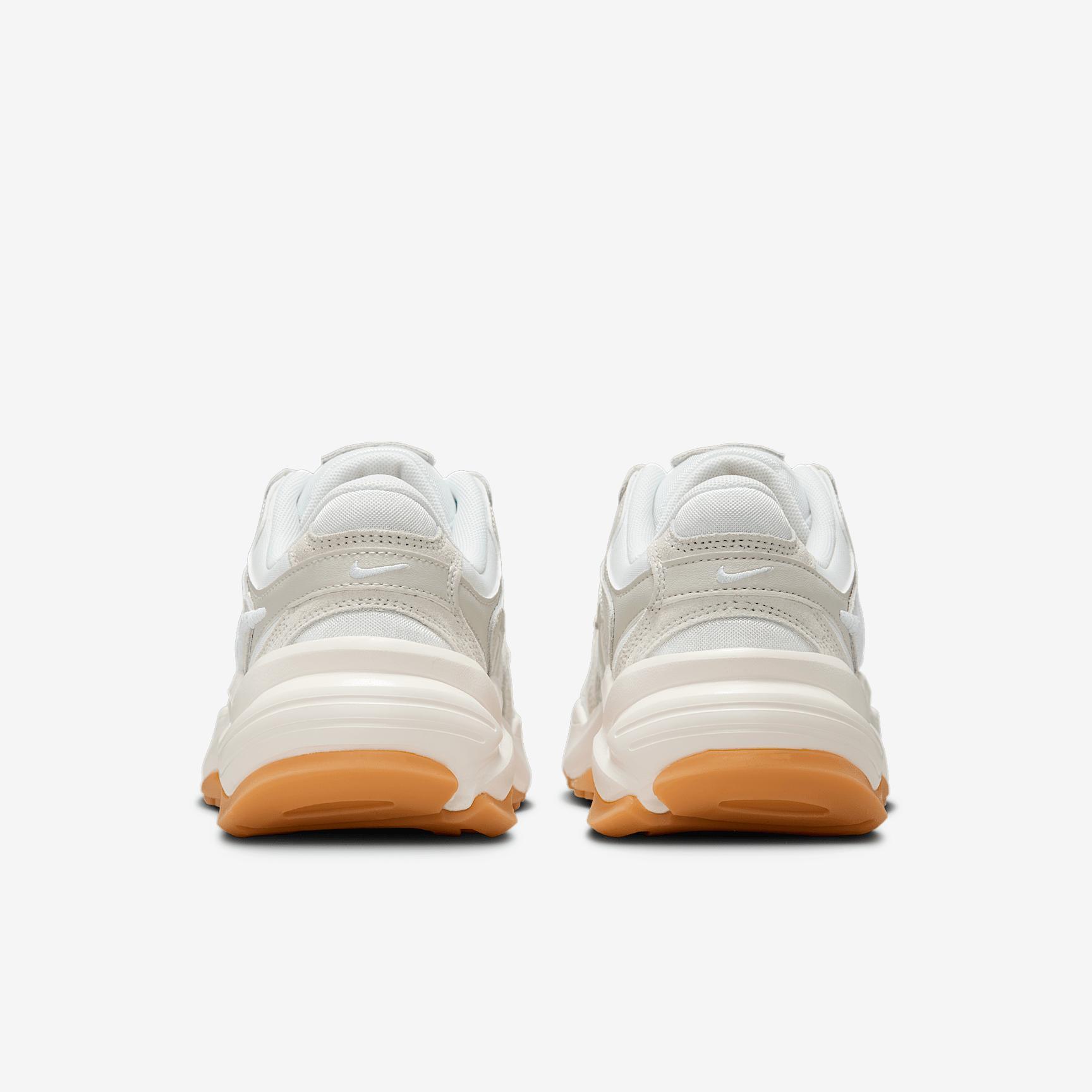 Nike Women's AL8 Shoes Product Image