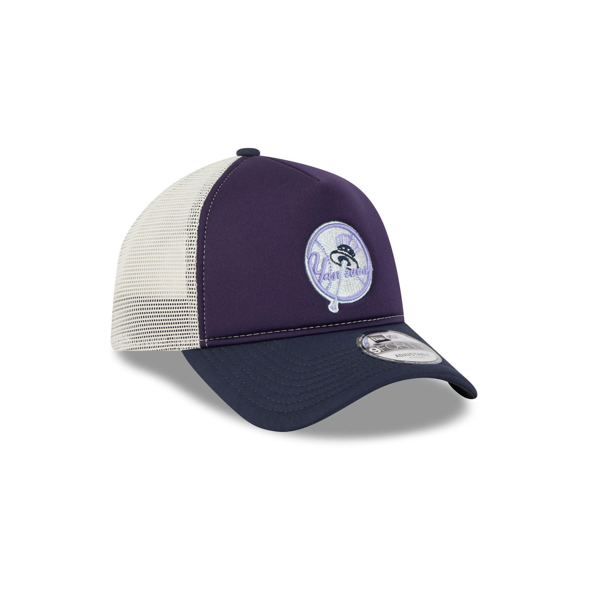 New York or Nowhere x New York Yankees White Wordmark 9FORTY A-Frame Snapback Hat Male Product Image