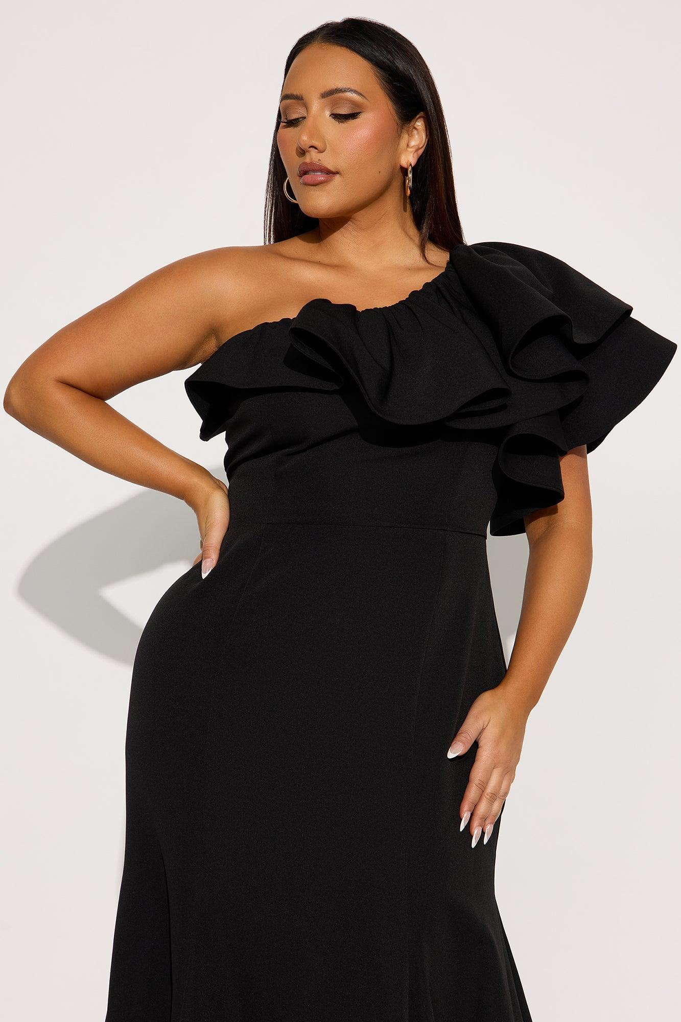 Guiselle Mermaid Maxi Gown - Black Product Image