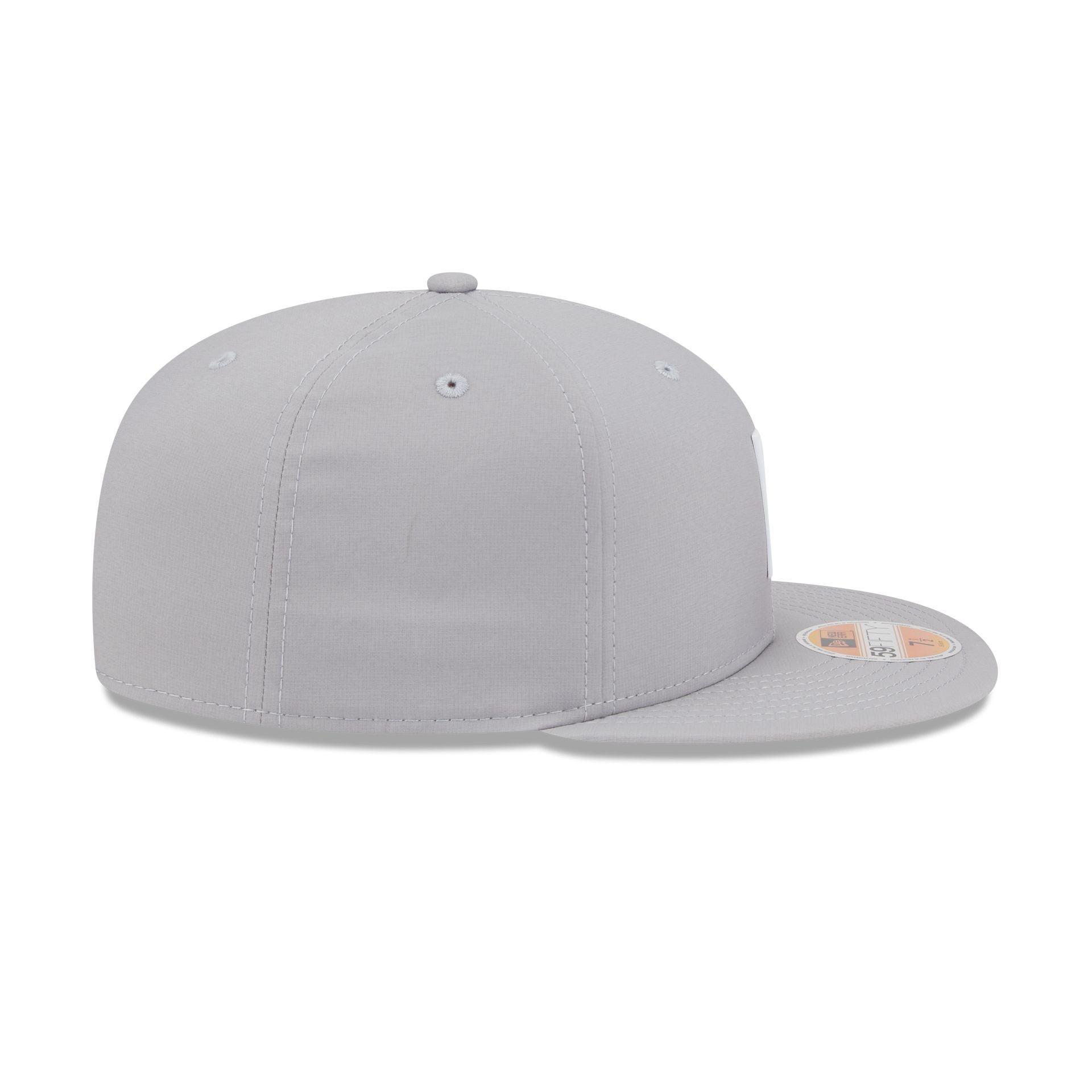 Pittsburgh Steelers 2025 Sideline Hot Weather Gray 59FIFTY Fitted Hat Male Product Image