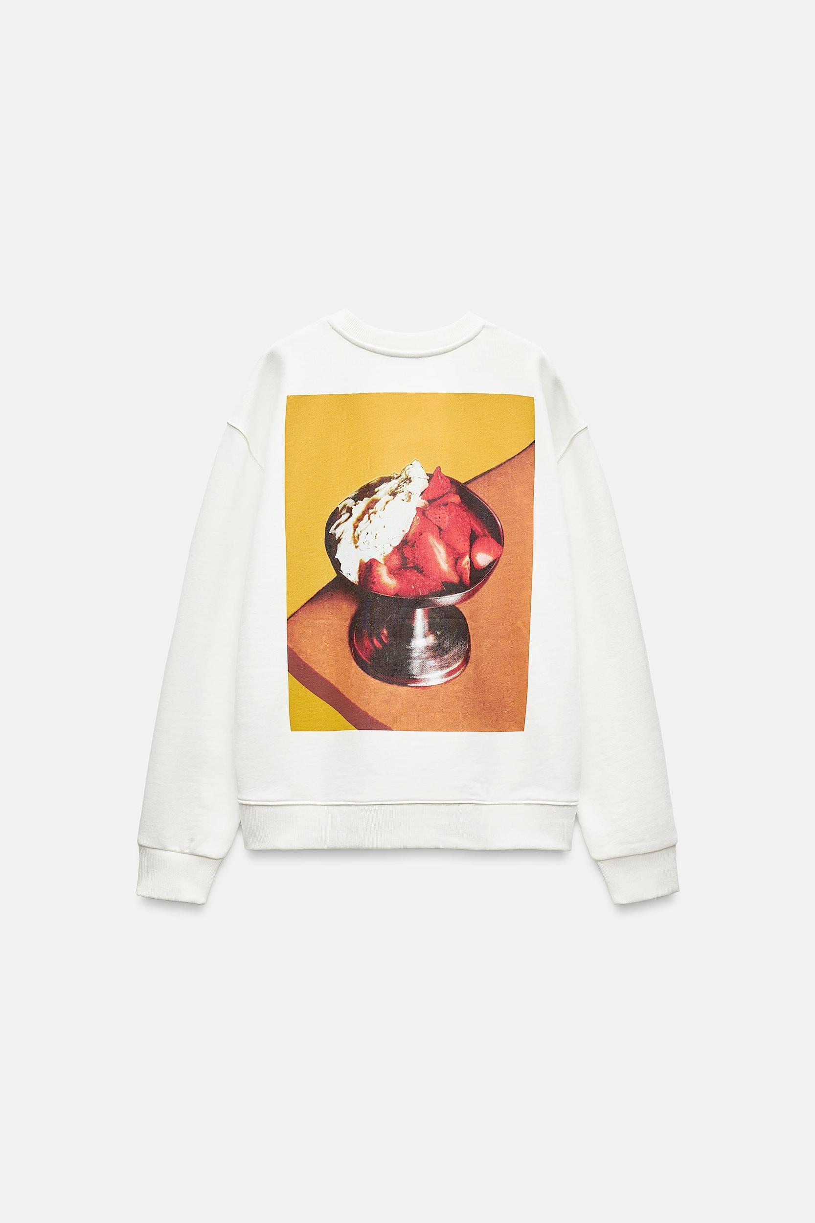 CONTRAST PRINT SWEATSHIRT Product Image
