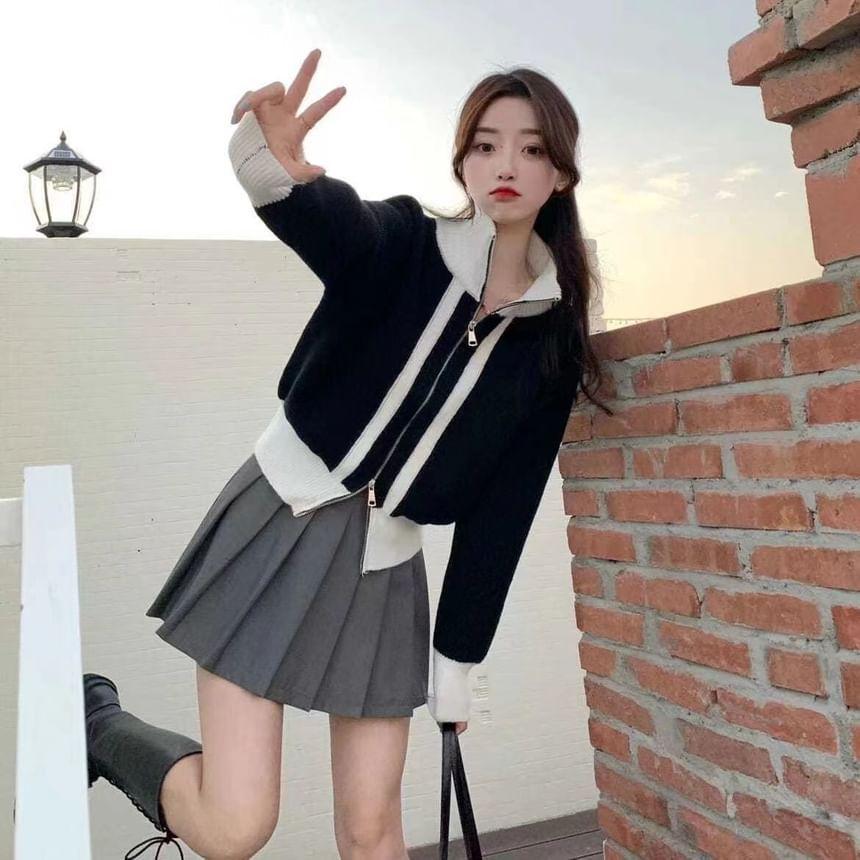 Stand Collar Two Tone Zip-Up Cardigan Product Image