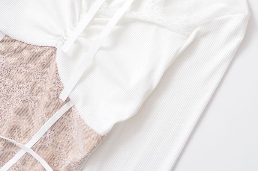 Long-Sleeve Lace Panel Ruched Tie Front Slim Fit Crop Top Product Image