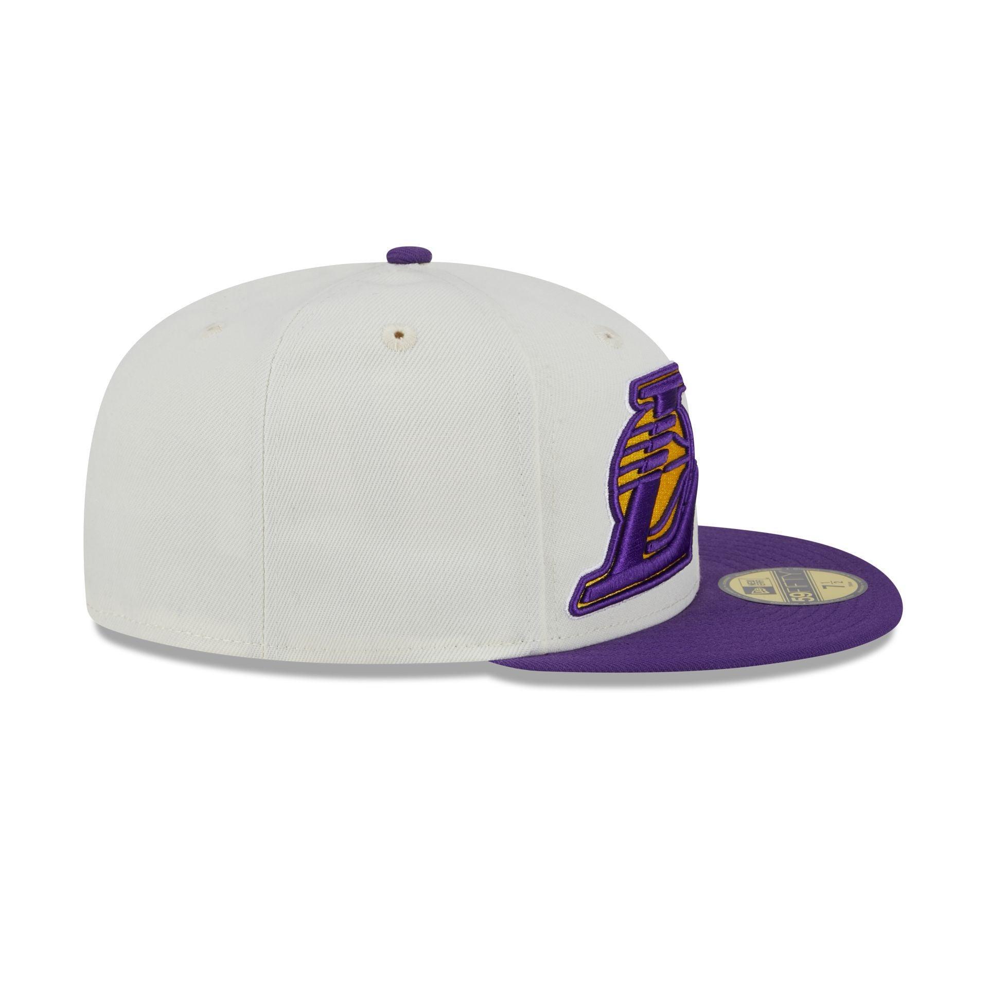 Los Angeles Lakers Lebron James Chrome White 59FIFTY Fitted Hat Male Product Image