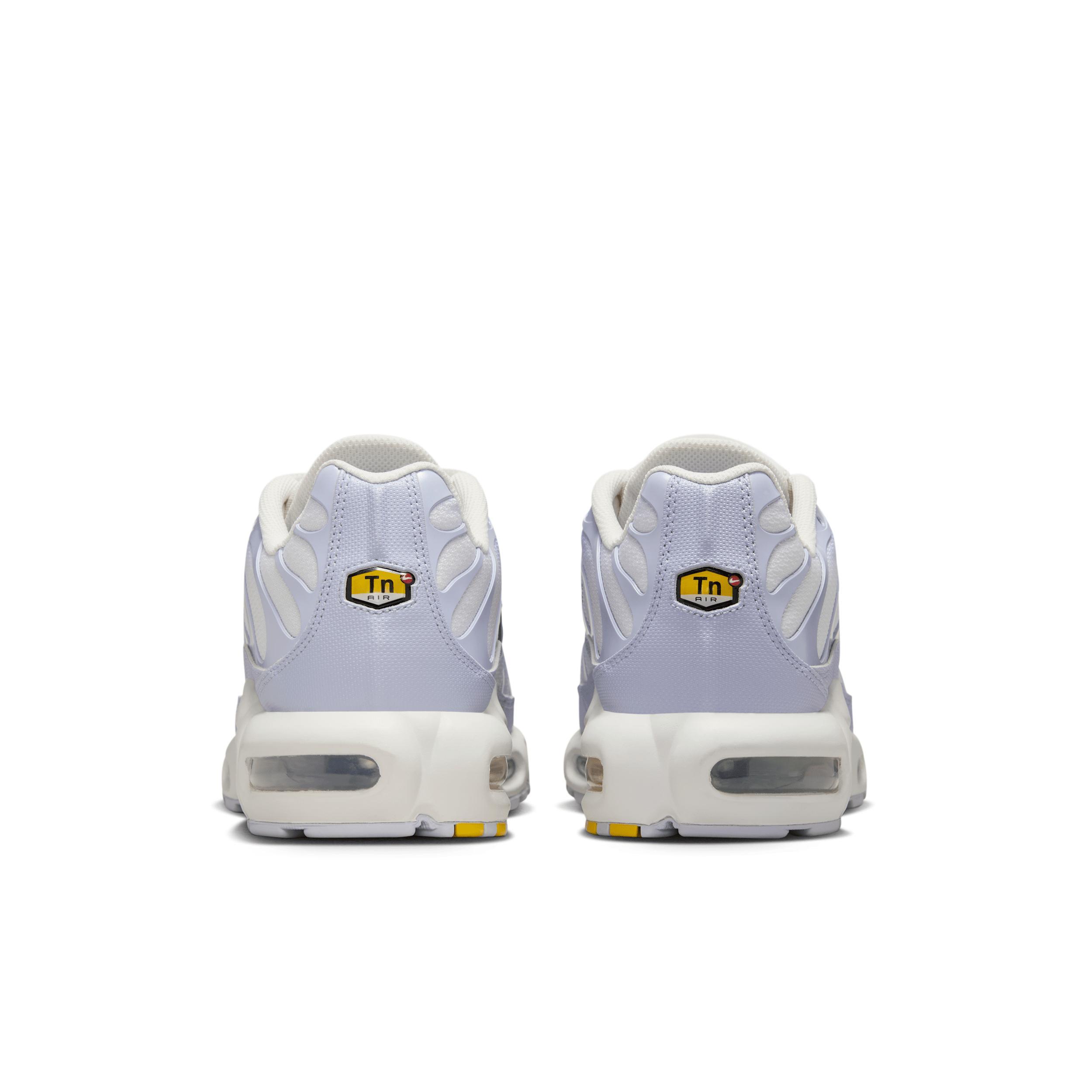 Nike Men's Air Max Plus Shoes Product Image