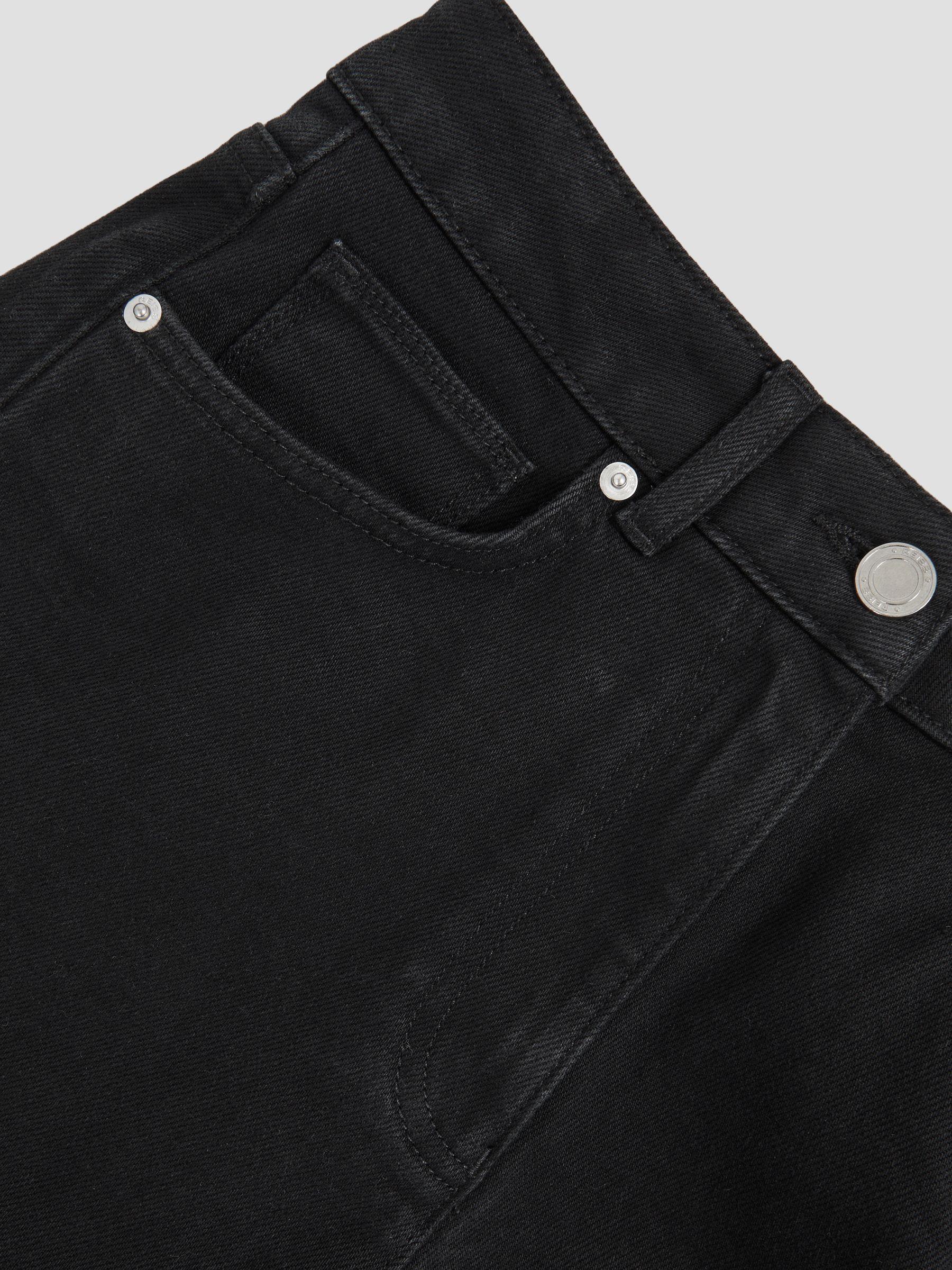Mid Rise Straight Leg Jeans in Black Product Image