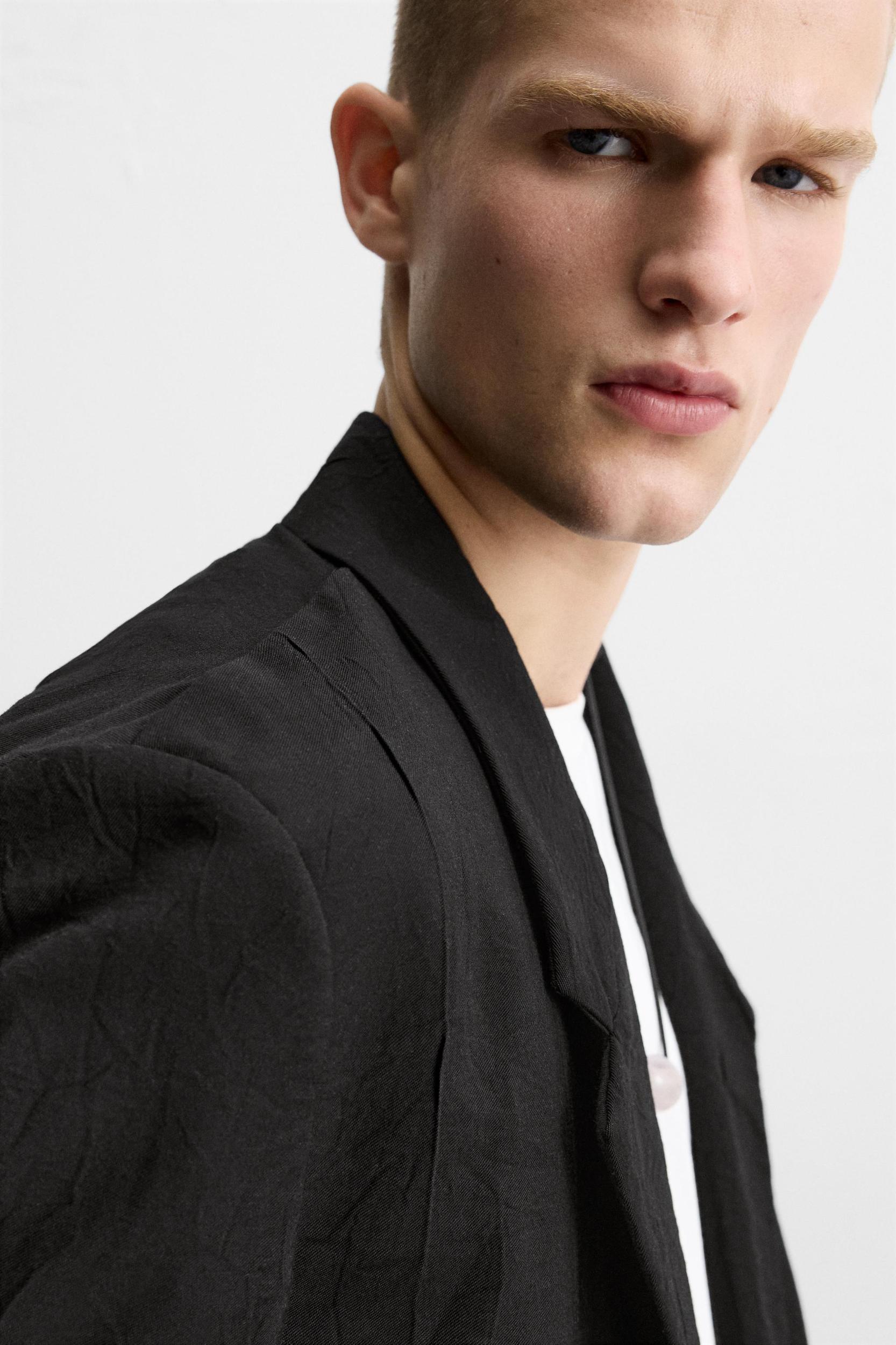 RELAXED FIT WRINKLED JACQUARD BLAZER Product Image