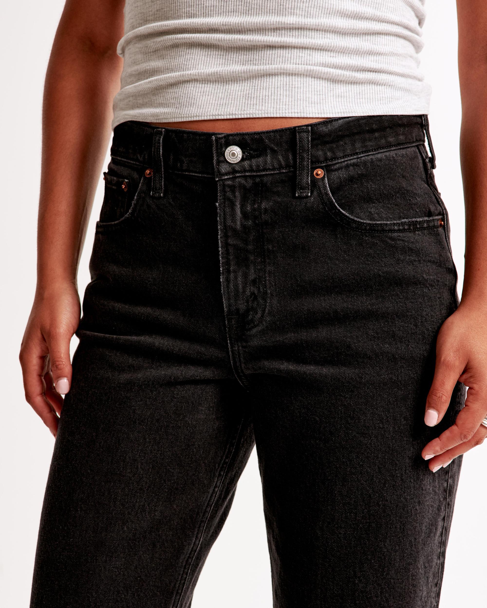 Curve Love Mid Rise 90s Straight Jean Product Image