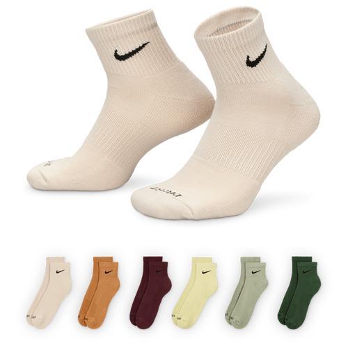 Nike Everyday Plus Cushioned Training Ankle Socks (6 Pairs) Product Image