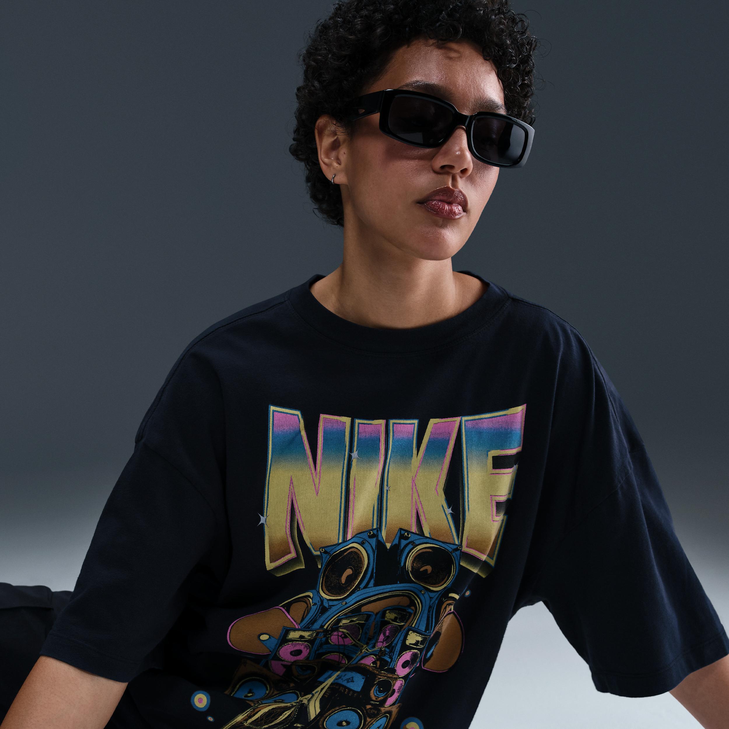 Women's Nike Sportswear Oversized Short-Sleeve T-Shirt Product Image