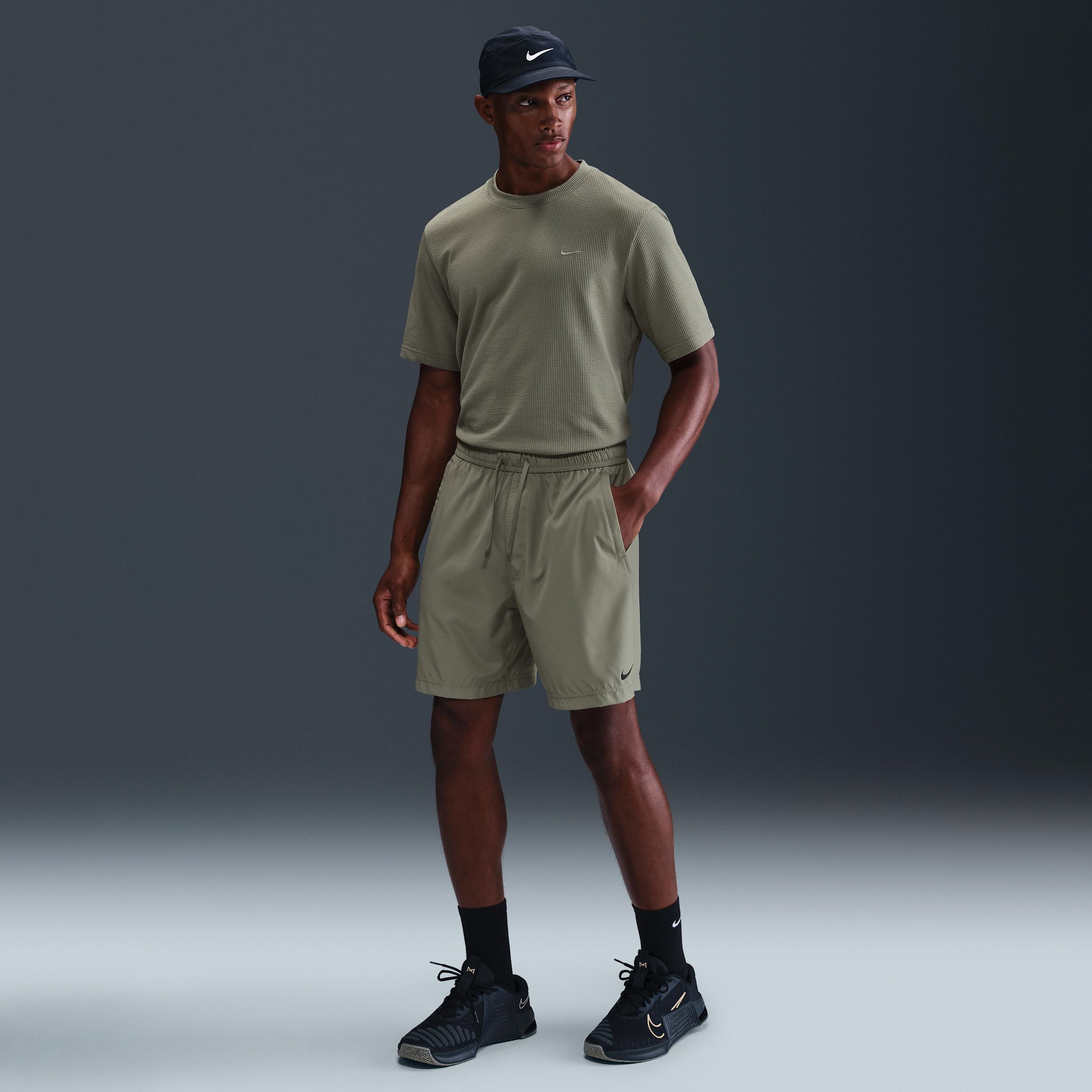 Nike Men's Form Dri-FIT 7" Unlined Versatile Shorts Product Image