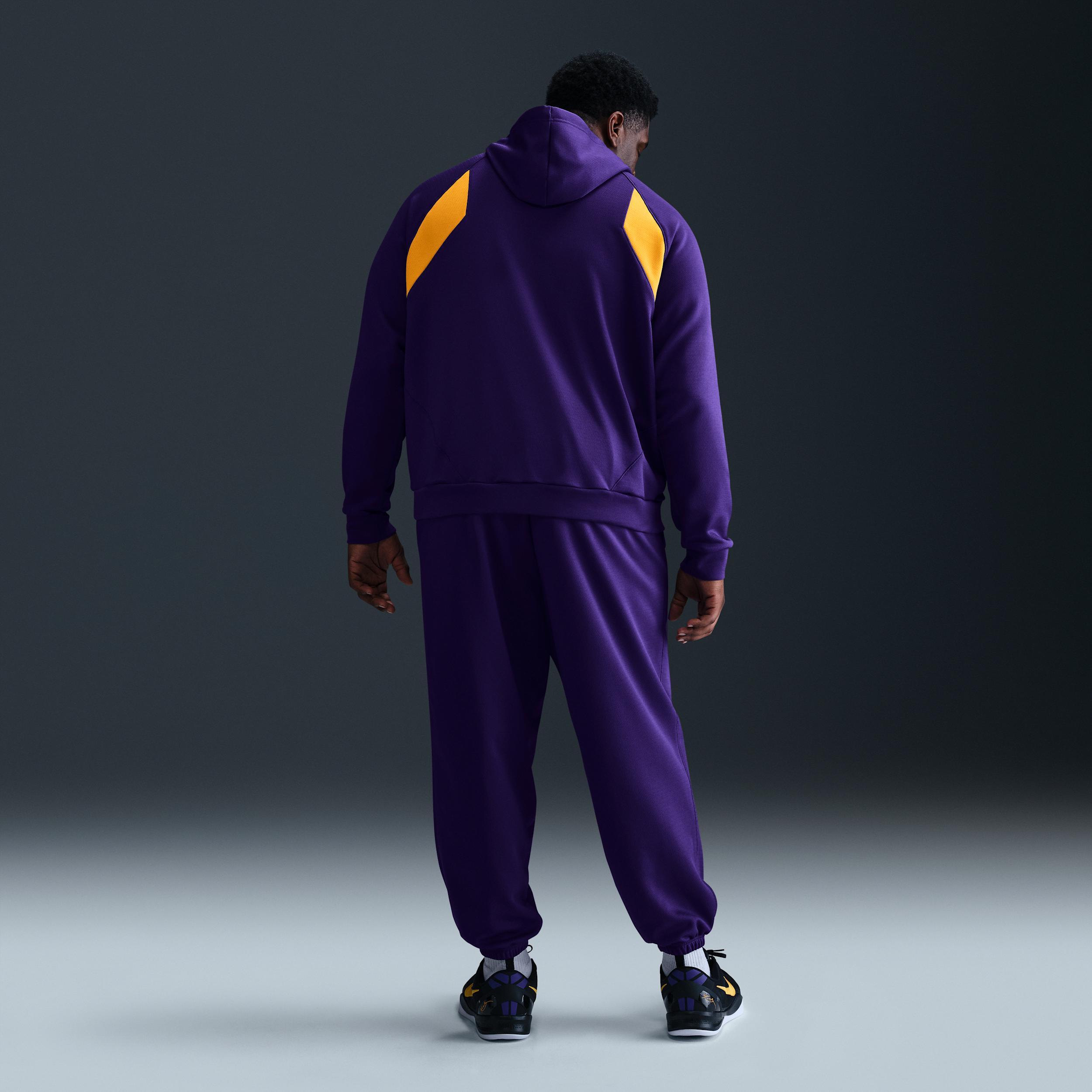 Nike Men's Kobe Therma-FIT Pullover Hoodie Product Image