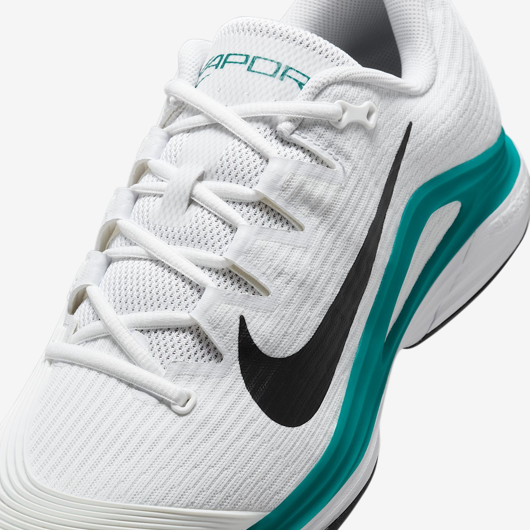 Nike Men's Vapor 12 Hard Court Tennis Shoes Product Image