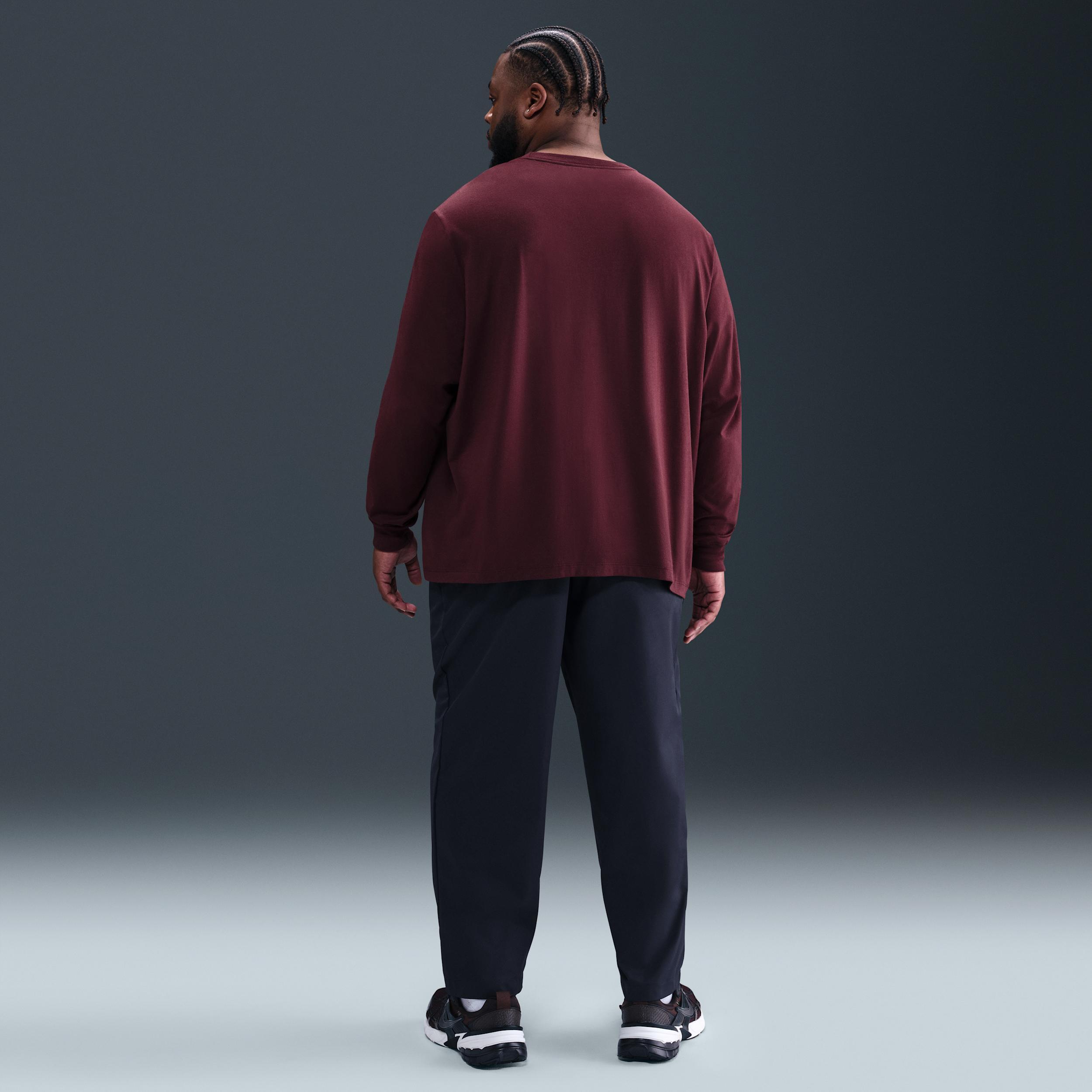 Nike Men's Club Woven Tapered Pants Product Image