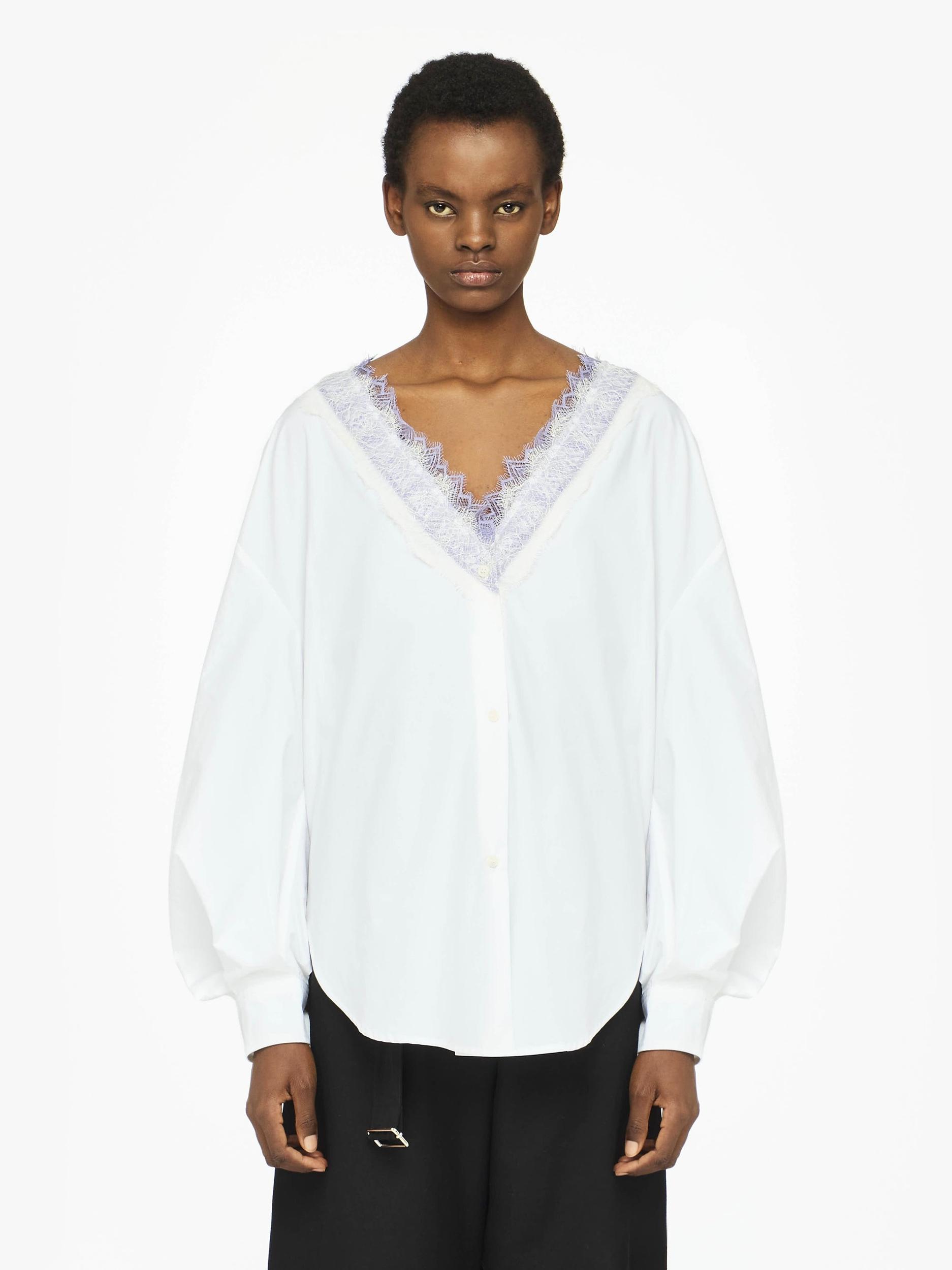 V-NECK LACE TRIM SHIRT Product Image
