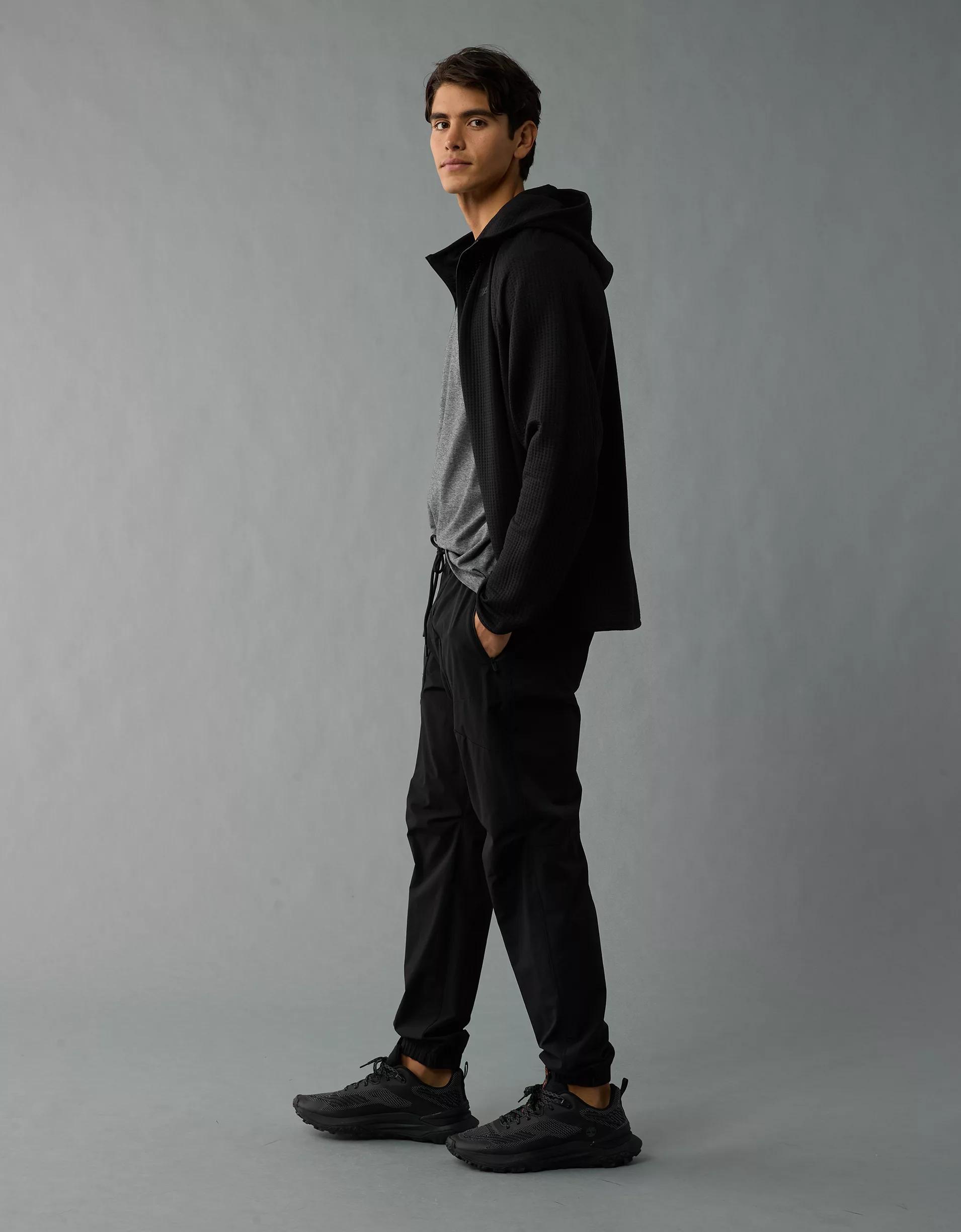 AE 24/7 Tech Jogger Product Image
