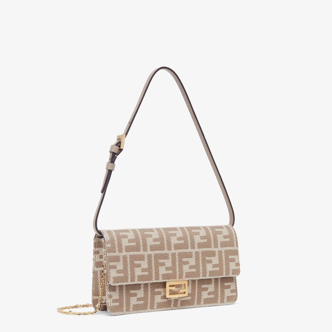 Wallet On Chain BaguetteBeige denim-effect FF jacquard wallet Product Image