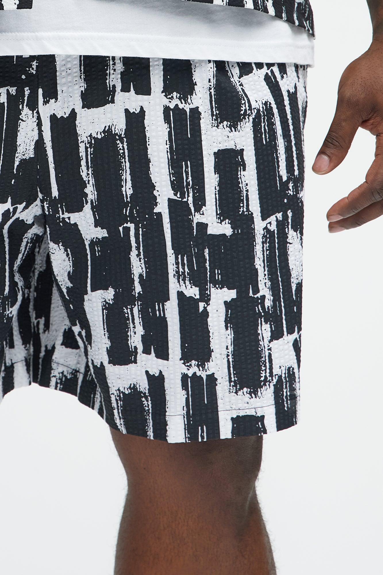 Seersucker Relaxed Shorts - Black/combo Product Image