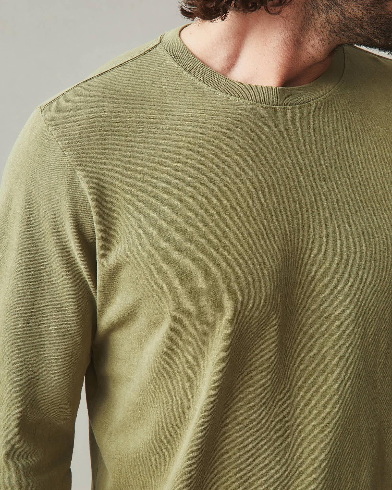Men's Vintage Crew Long Sleeve Tee - Washed Capulet Olive Male Product Image