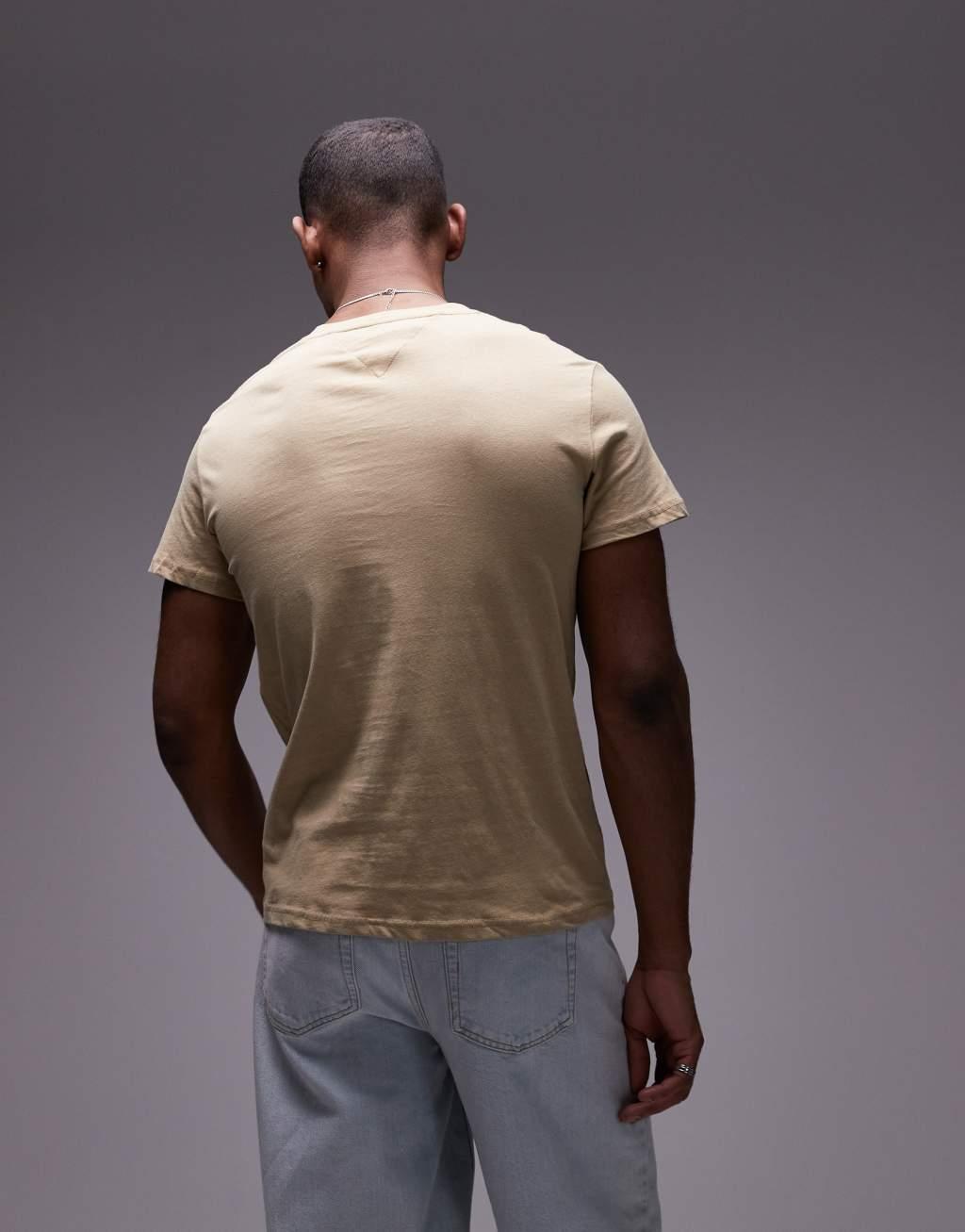 Tommy Jeans 2-pack linear logo T-shirts in khaki and beige Product Image
