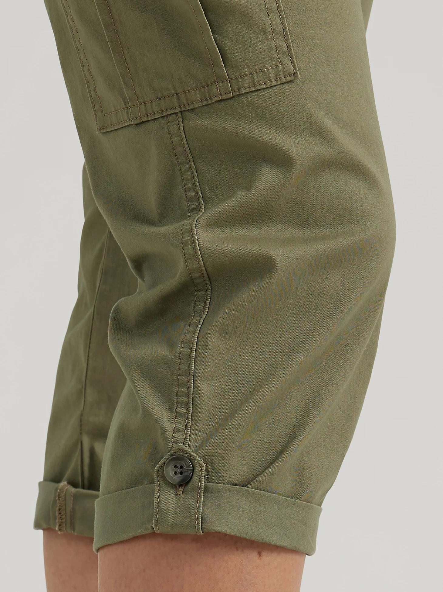 Women's Ultra Lux Comfort with Flex-to-Go Relaxed Fit Cargo Capri | Women's Capris & Crops | Lee® Product Image