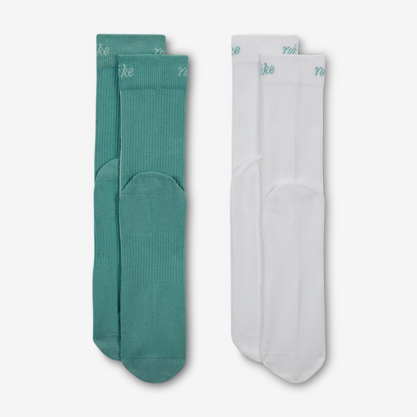 Nike Women's Everyday Plus Lightweight Crew Socks (2-Pair) Product Image