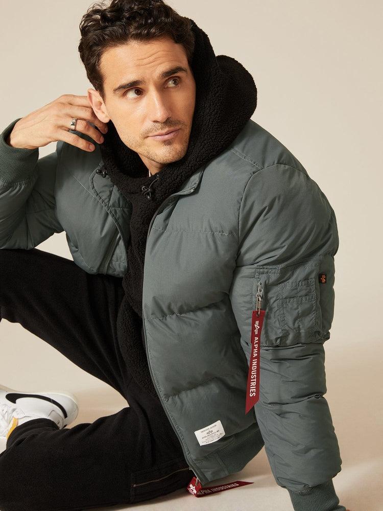 MA-1 QUILTED BOMBER JACKET Female Product Image