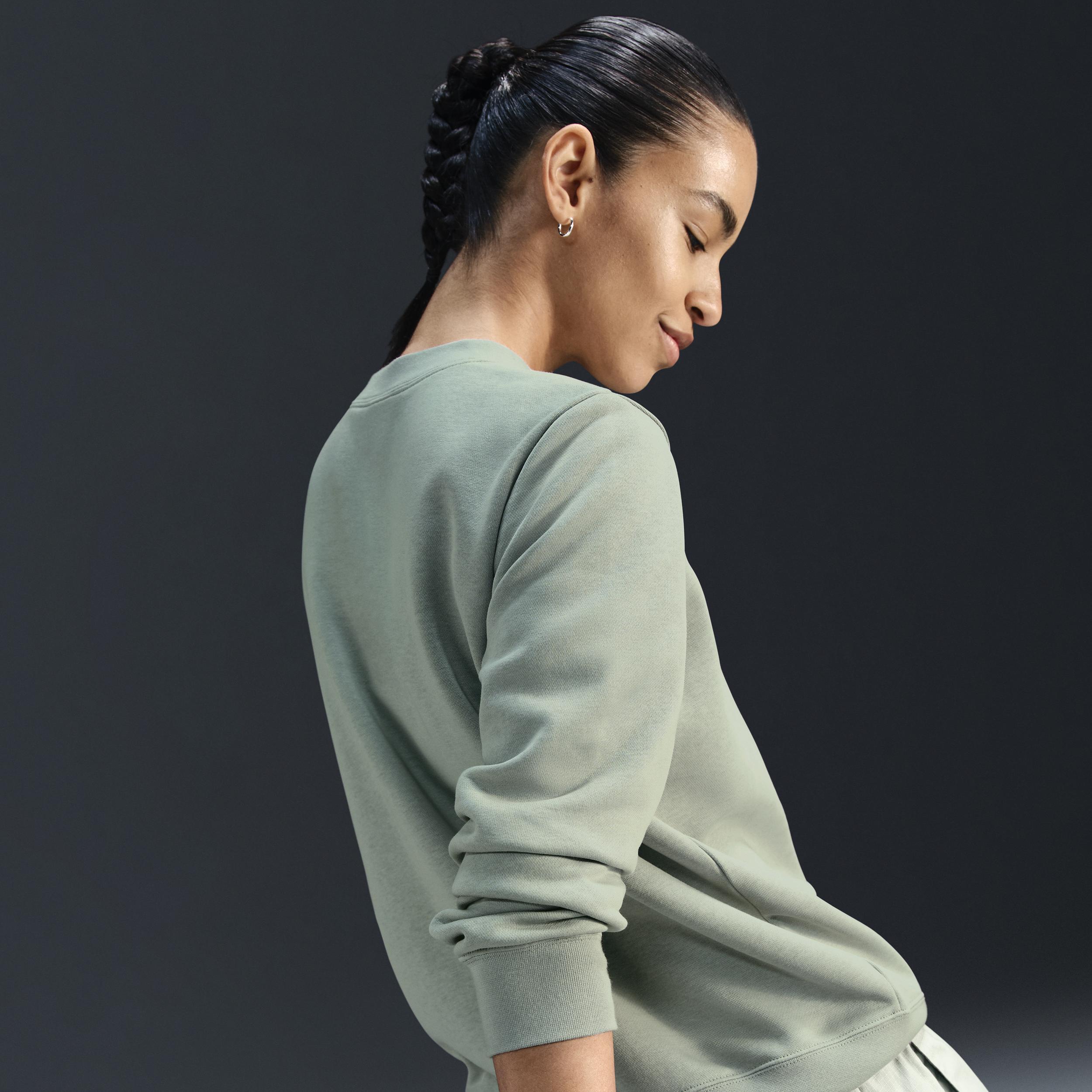 Womens Nike Sportswear Club Fleece Crew-Neck Sweatshirt Product Image